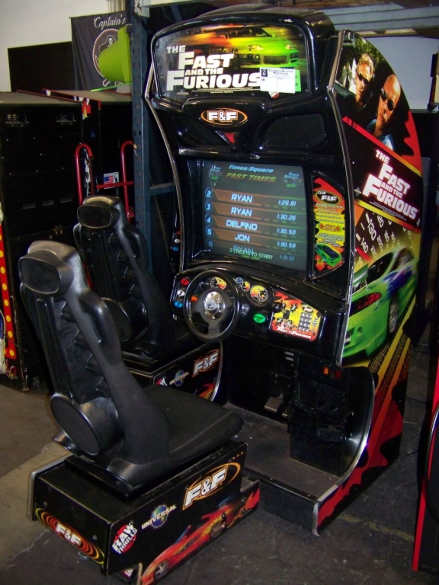 FAST AND FURIOUS SITDOWN DRIVER ARCADE GAME - Image 5 of 5