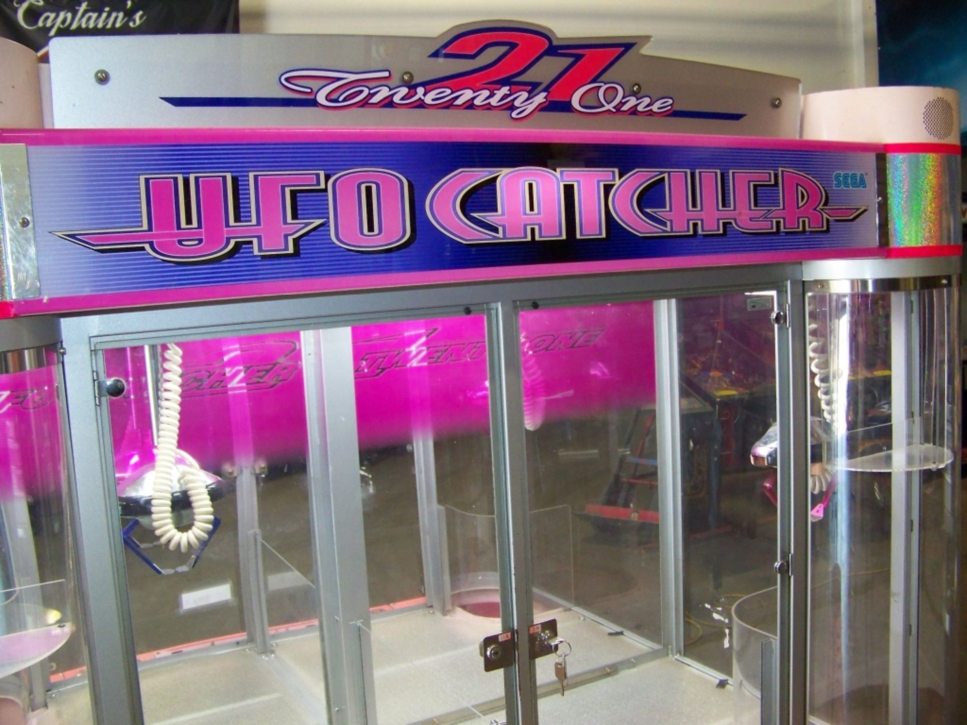 60" UFO CATCHER SEGA PRIZE MERCHANDISER MACHINE - Image 3 of 5