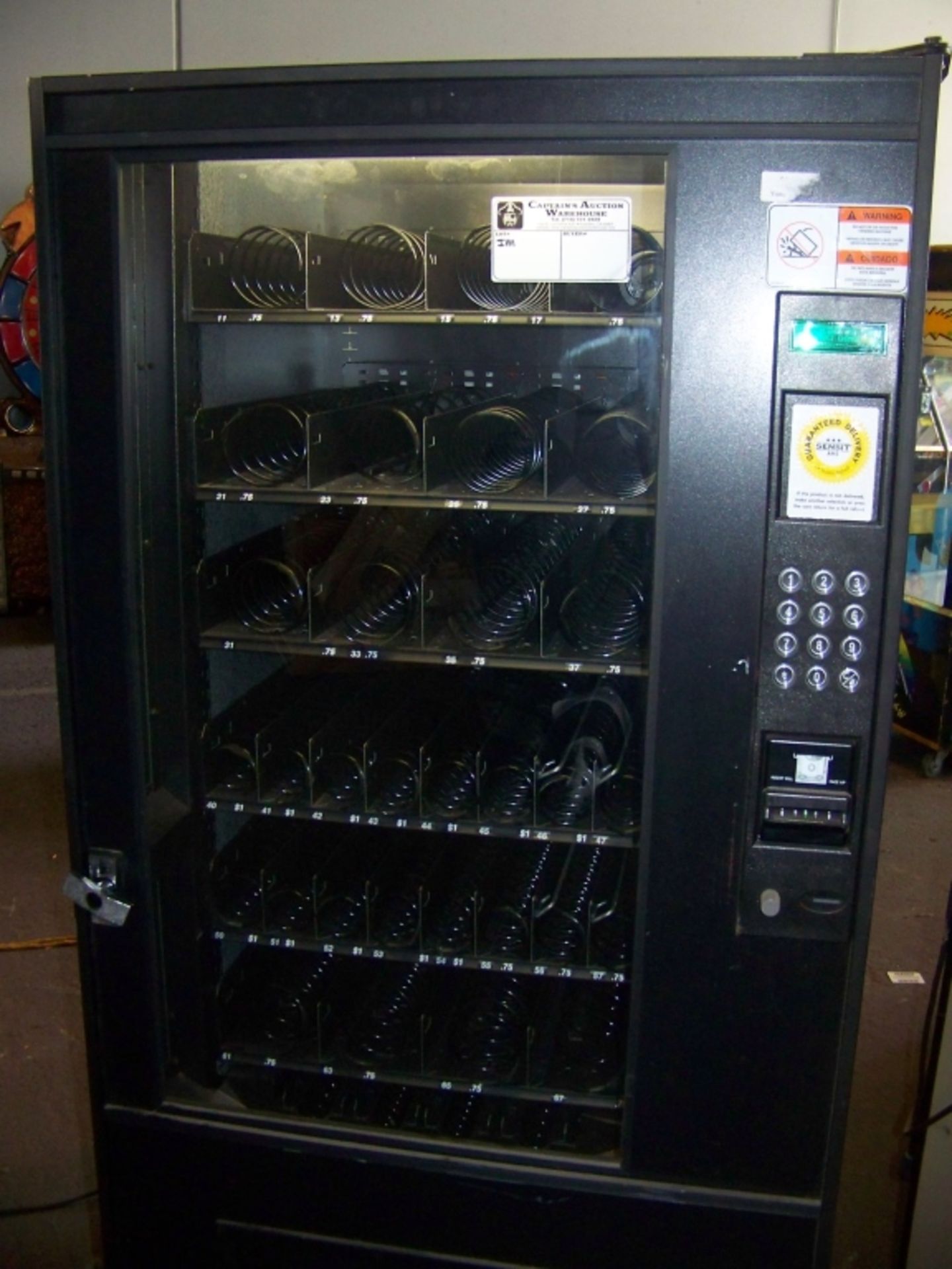 SPIRAL SNACK VENDING MACHINE AMS 35632 - Image 3 of 4