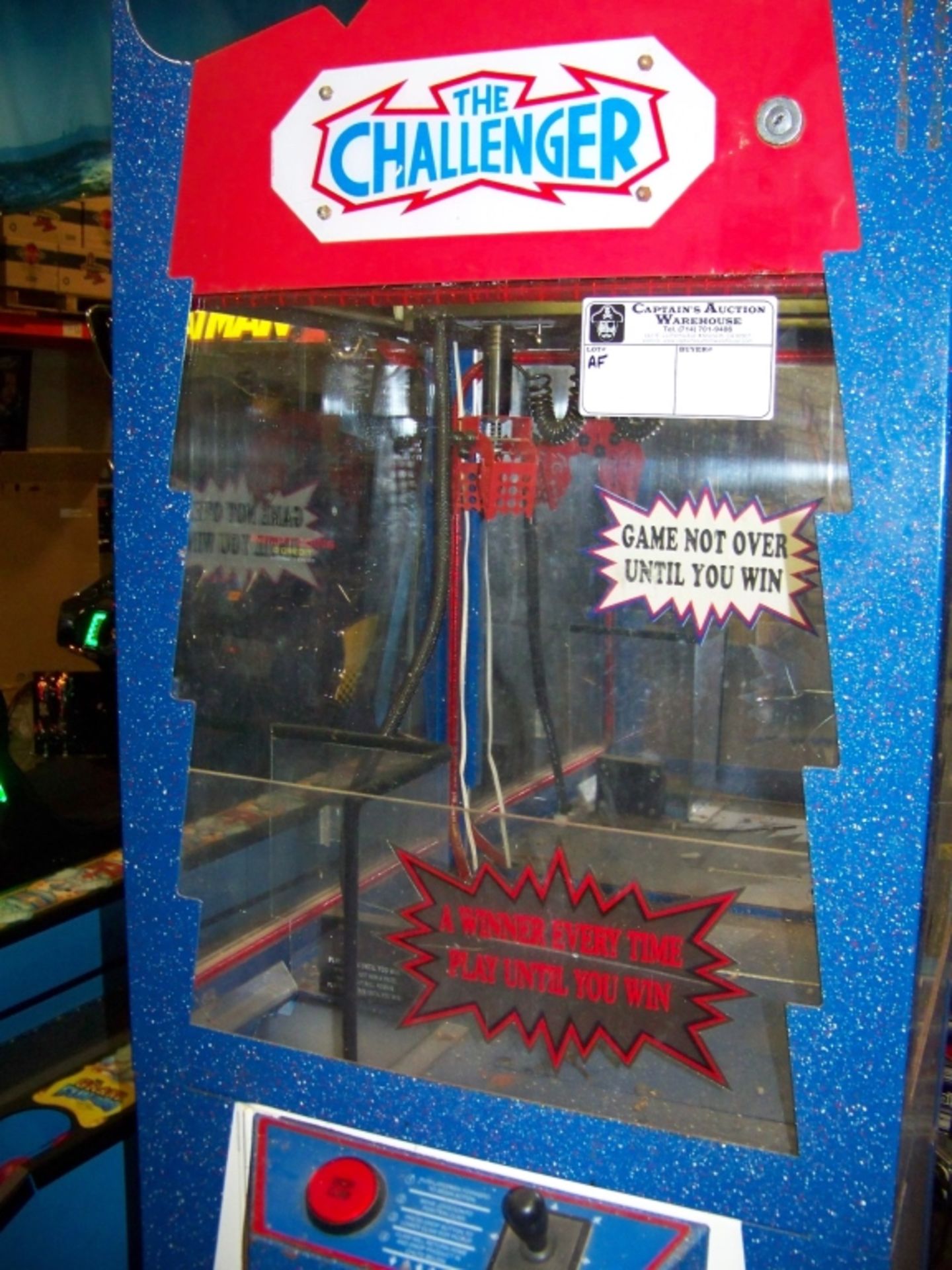 24" CHALLENGER CANDY SHOVEL CLAW CRANE MACHINE - Image 2 of 2