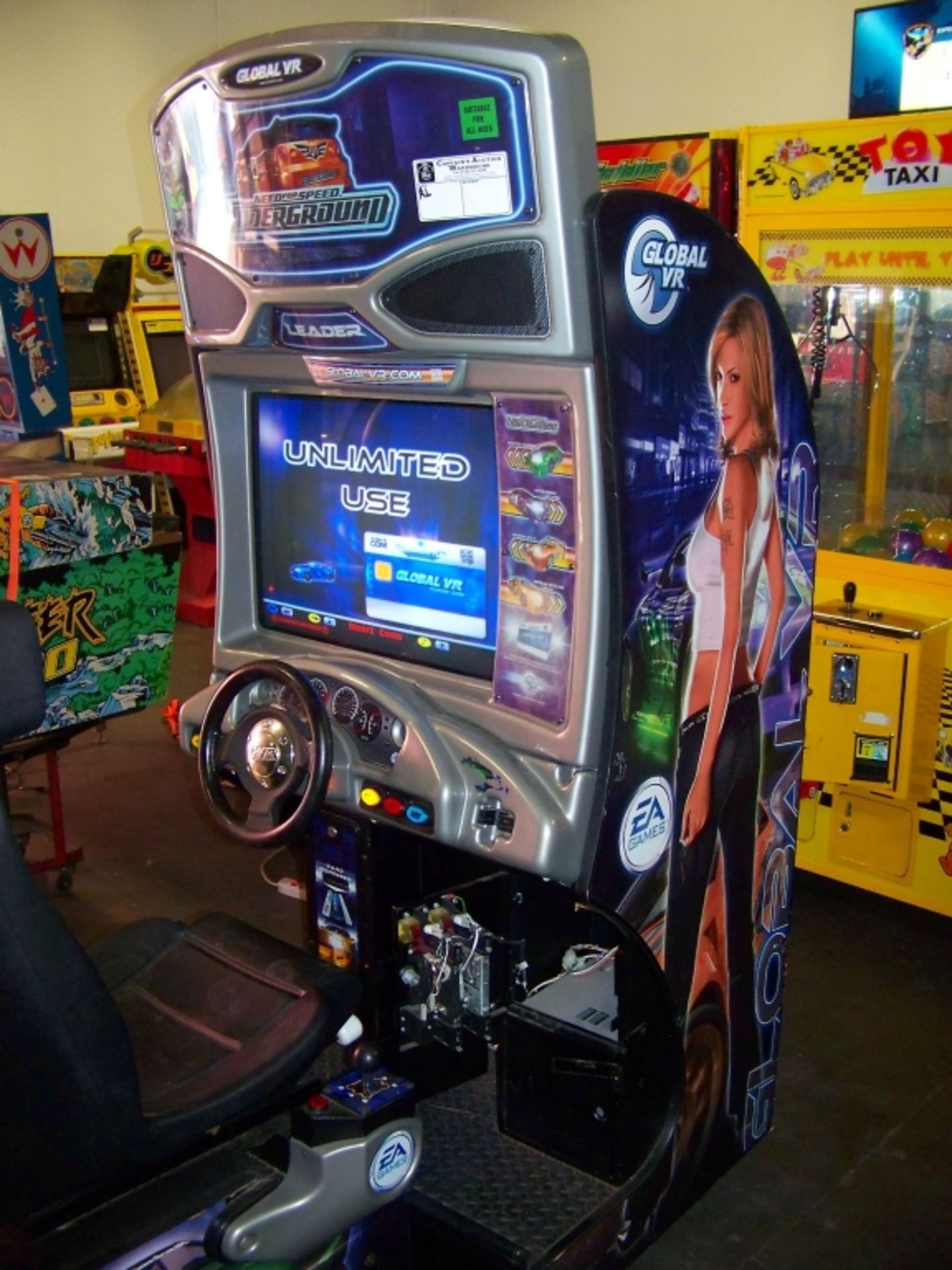 NEED FOR SPEED UNDERGROUND RACING ARCADE GAME - Image 4 of 5