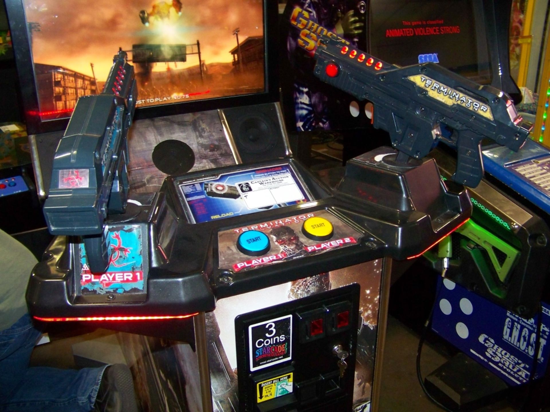 TERMINATOR SALVATION 32" FIXED GUN SHOOTER ARCADE - Image 13 of 13