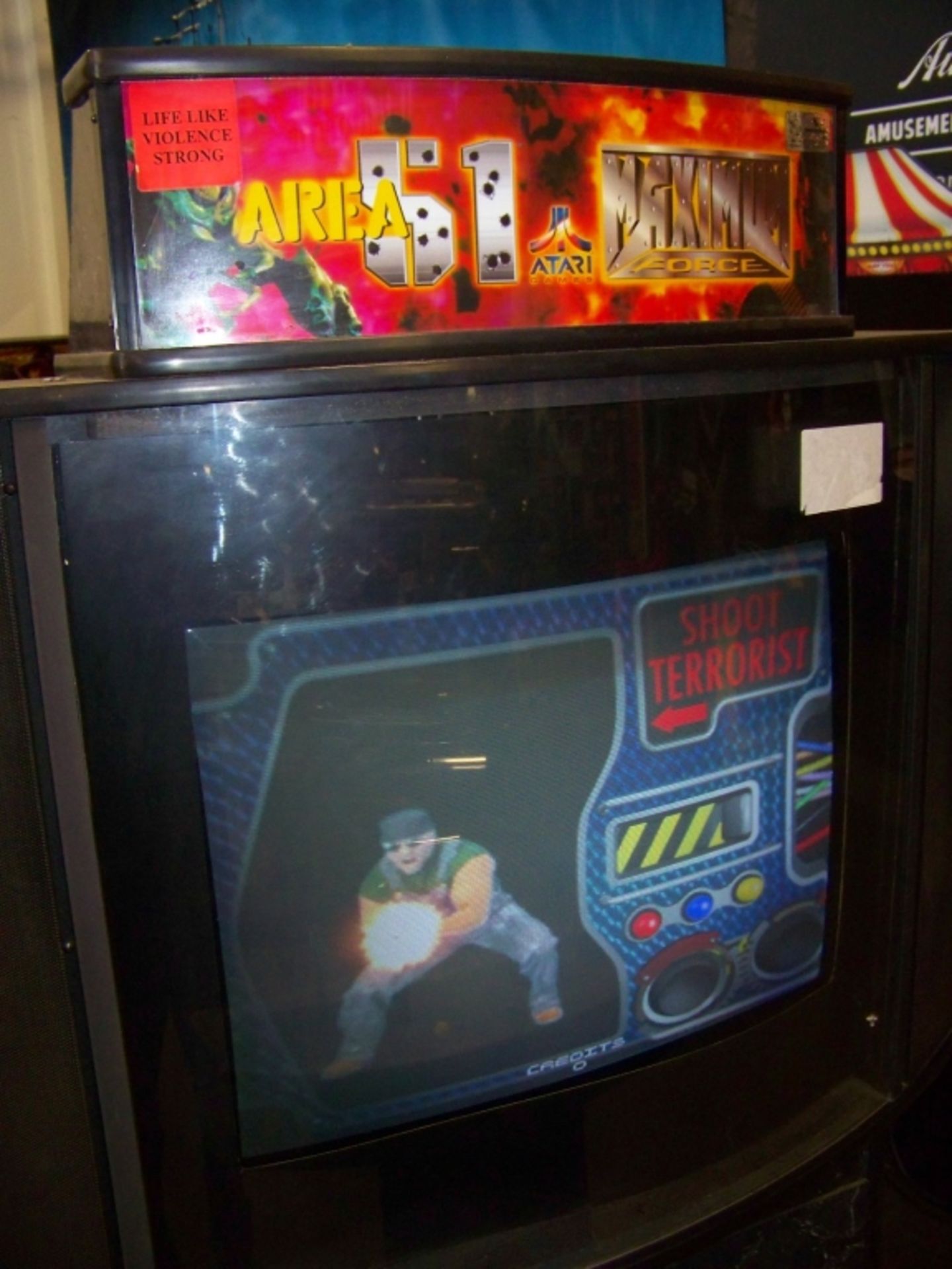 AREA 51 MAX FORCE COMBO 33" SHOWCASE ARCADE - Image 5 of 7