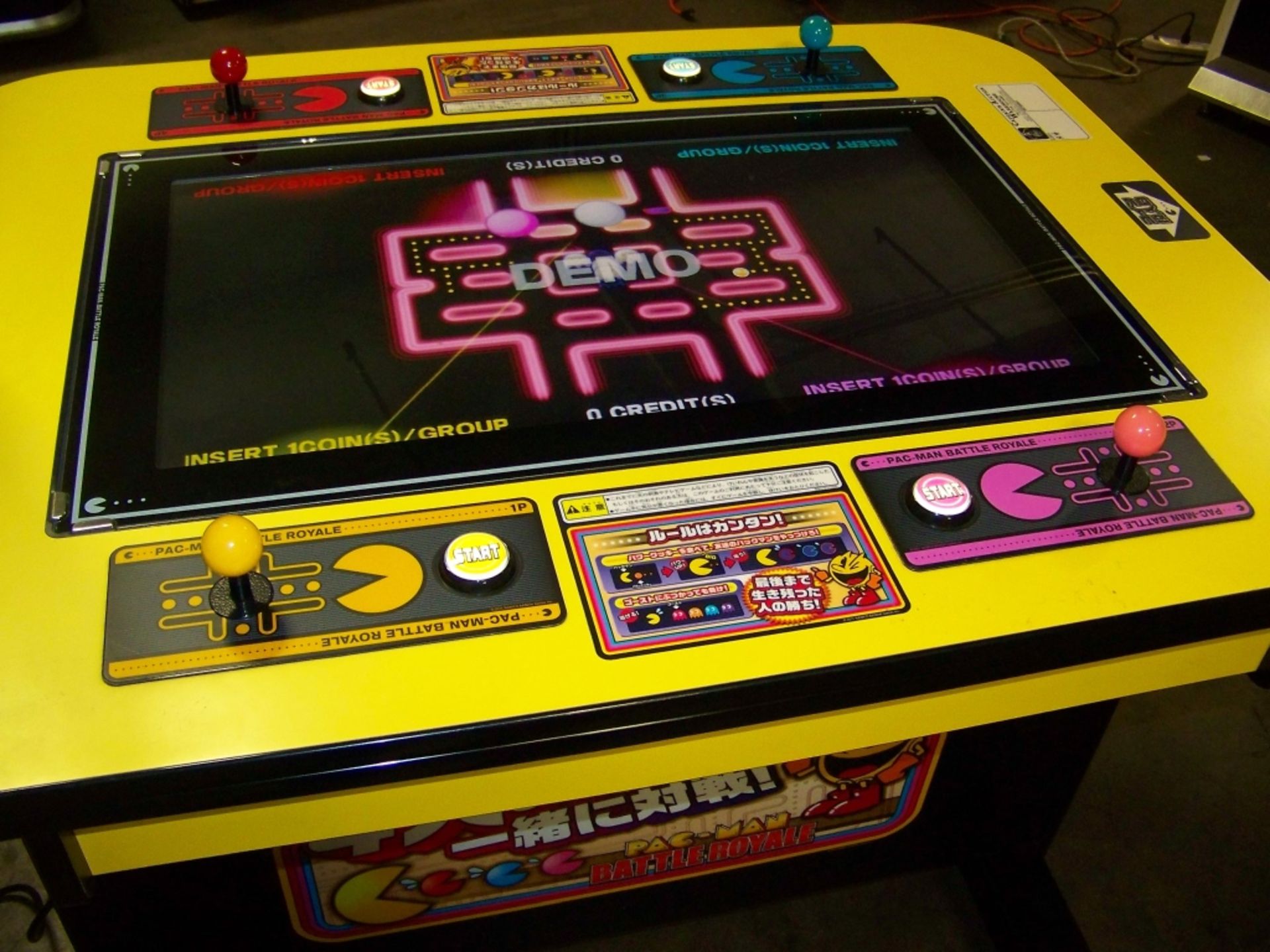 PACMAN BATTLE ROYALE UPRIGHT COCKTAIL TABLE NAMCO - Image 8 of 8