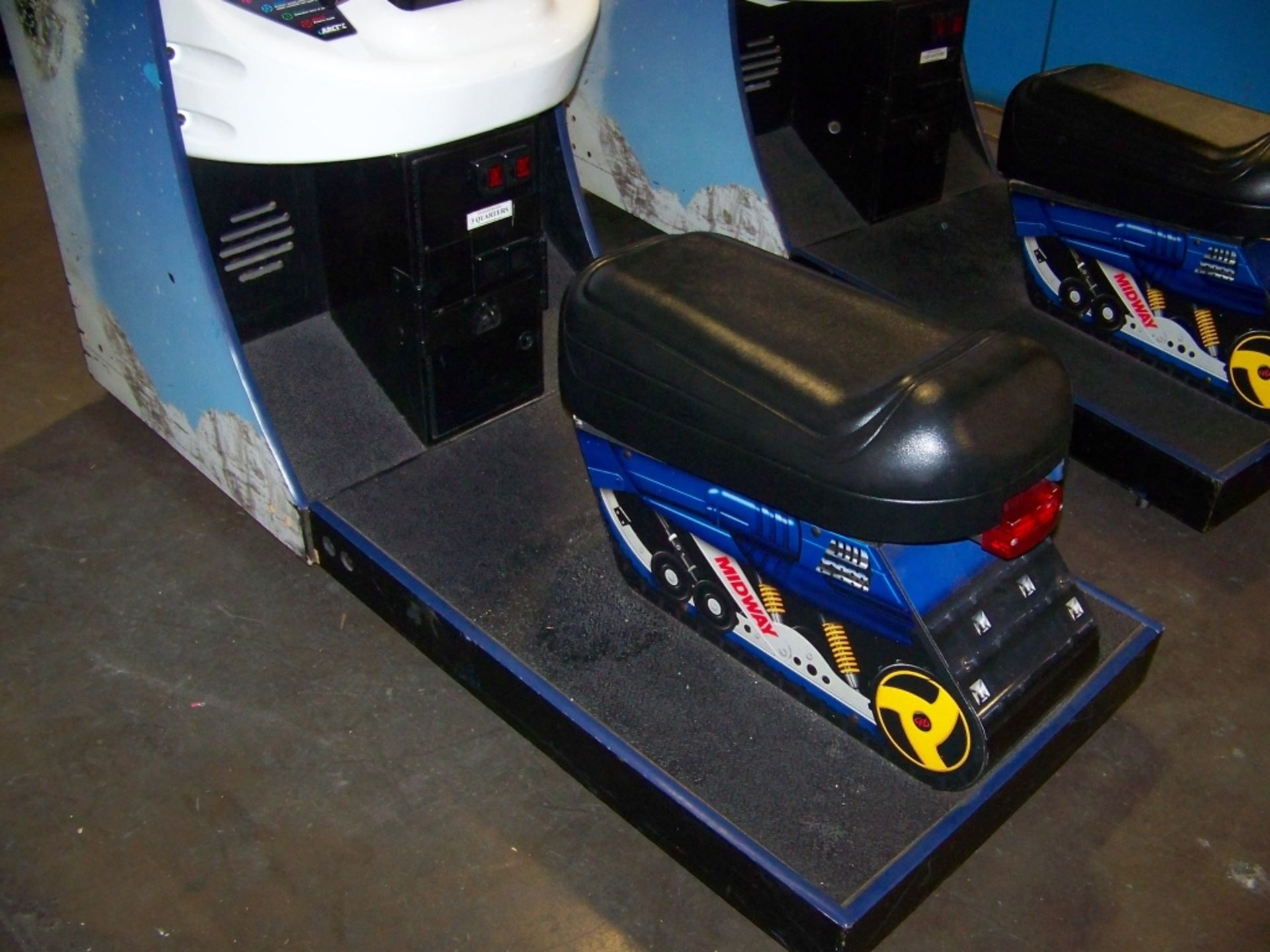 ARCTIC THUNDER RACING ARCADE GAME MIDWAY - Image 6 of 6