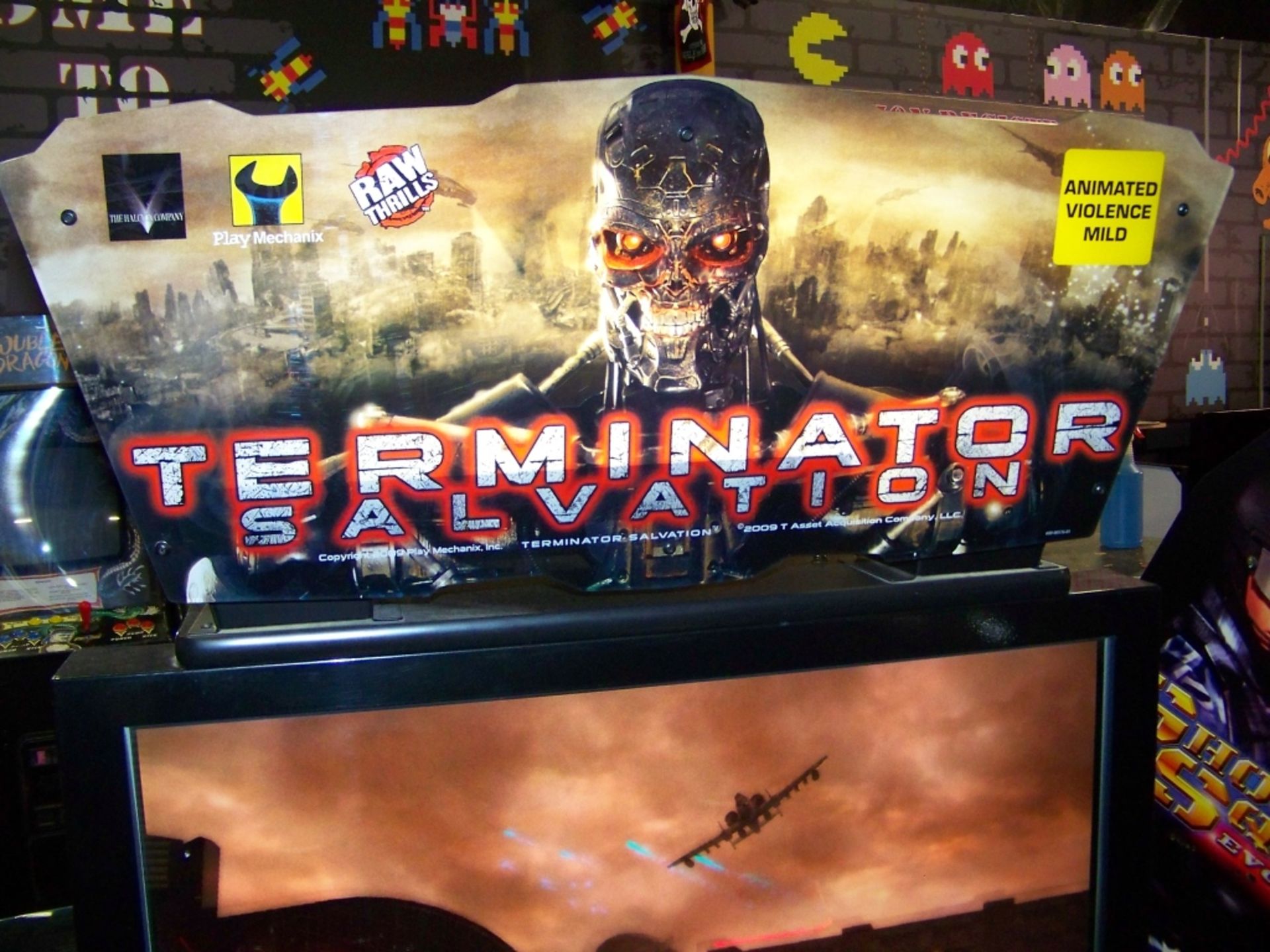 TERMINATOR SALVATION 32" FIXED GUN SHOOTER ARCADE - Image 7 of 13