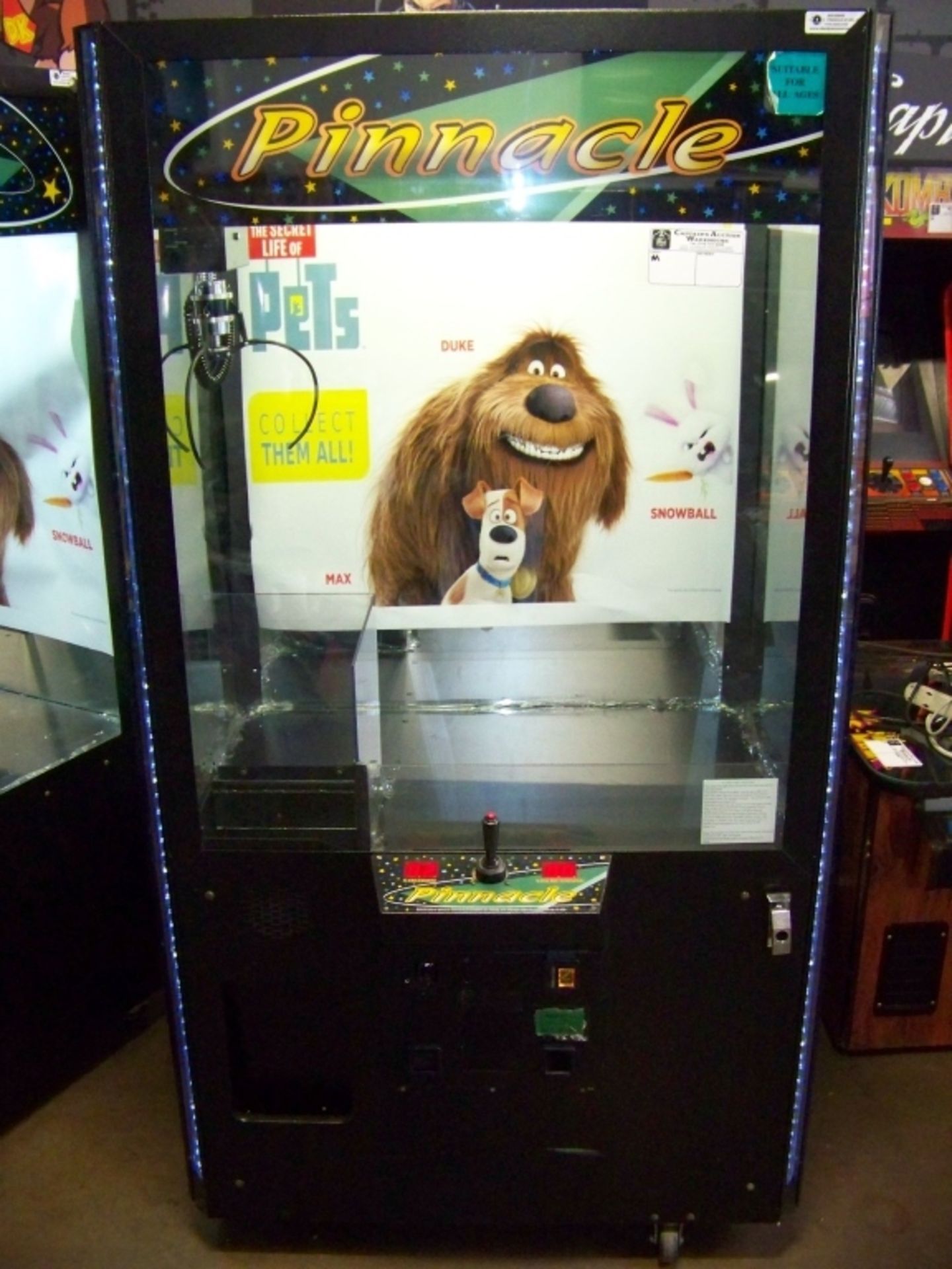 42" ICE PINNACLE PLUSH CLAW CRANE MACHINE - Image 4 of 4