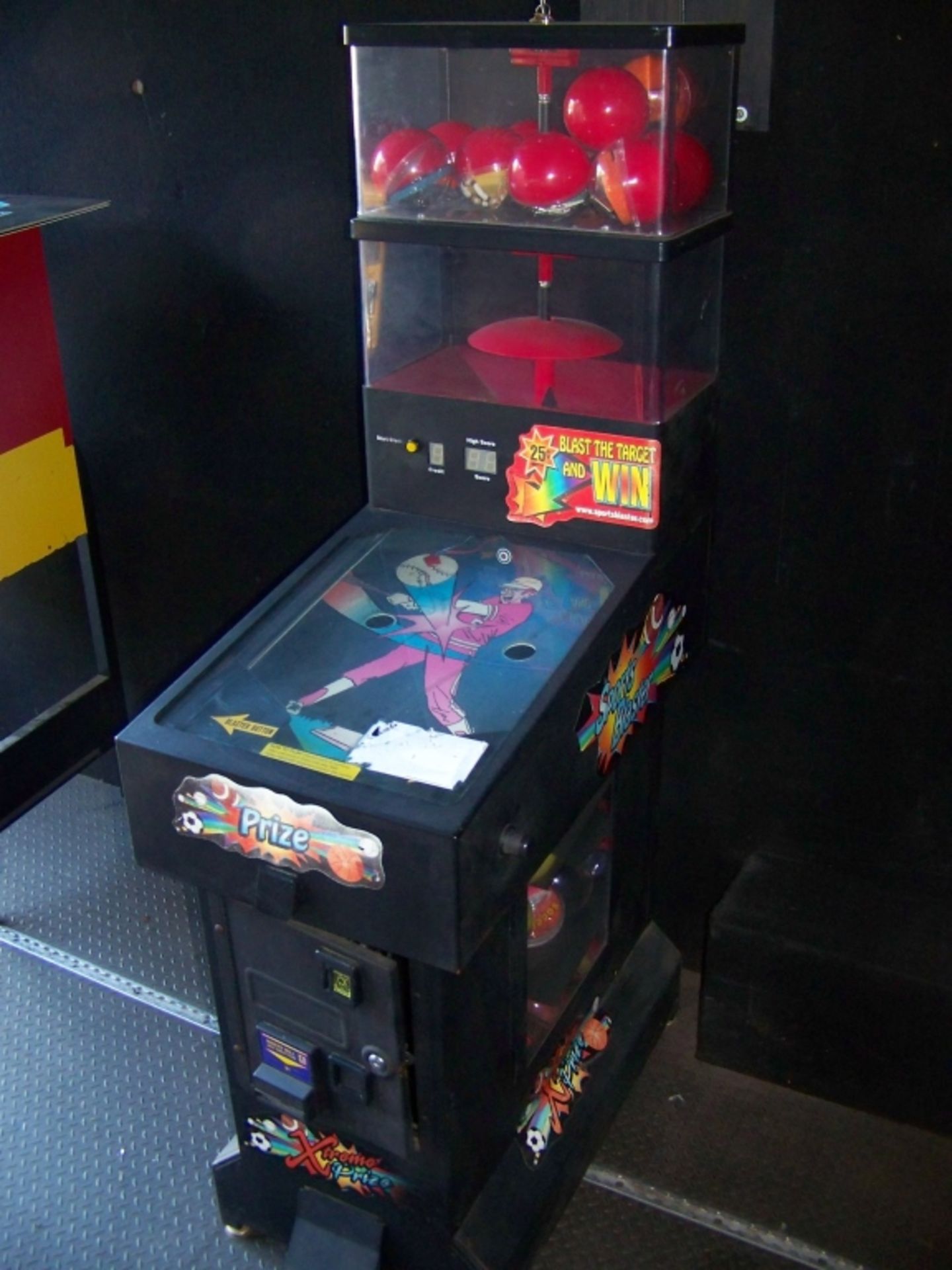 SPORTS BLASTER EXTREME 4" CAPSULE VENDING MACHINE - Image 3 of 4