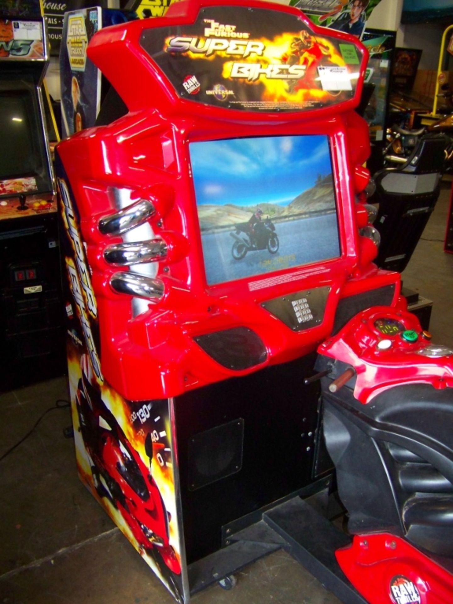 FAST & FURIOUS SUPER BIKES RACING ARCADE GAME - Image 2 of 7