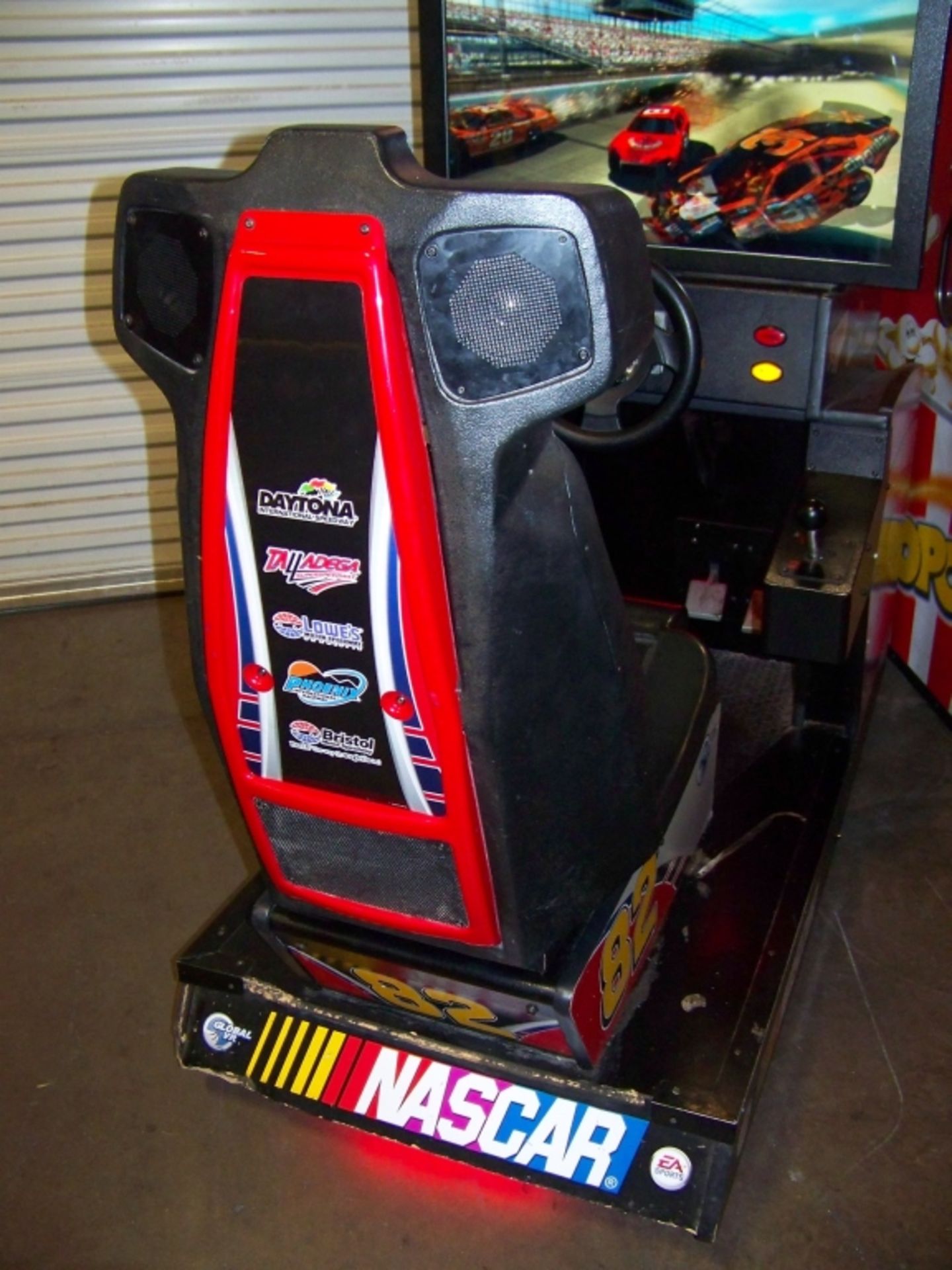 NASCAR RACING ARCADE GAME GLOBAL VR 32" LCD - Image 7 of 7