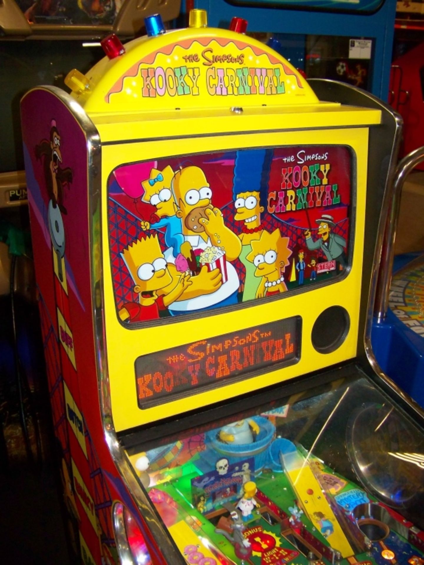 SIMPSONS KOOKY CARNIVAL TICKET REDEMPTION GAME - Image 2 of 5