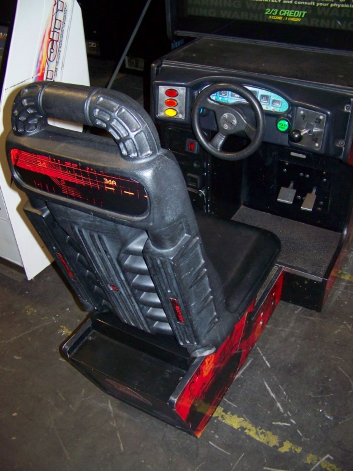 DRIFT FAST & FURIOUS 36" LCD DX ARCADE GAME - Image 5 of 5