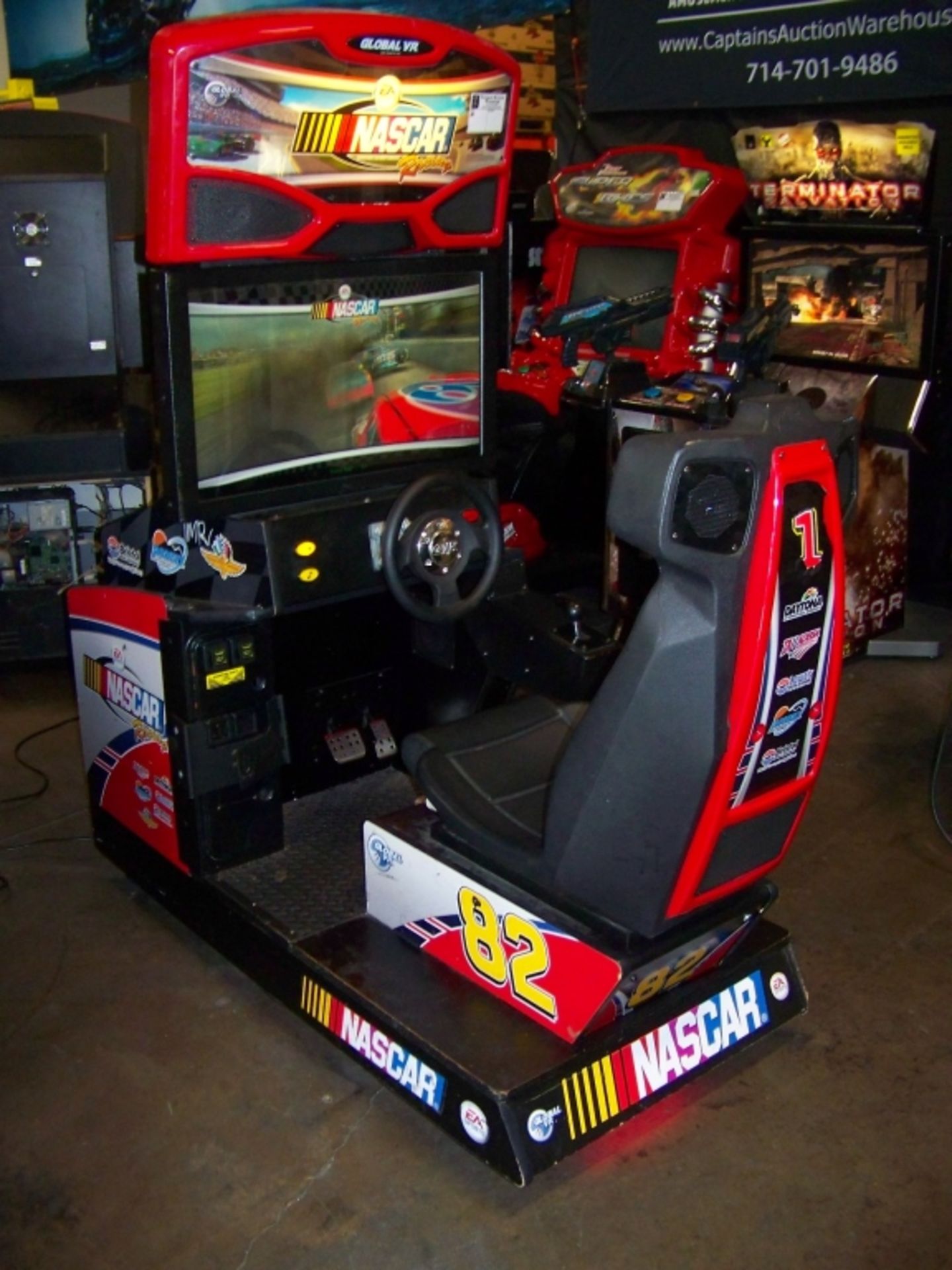 NASCAR RACING ARCADE GAME GLOBAL VR 32" LCD