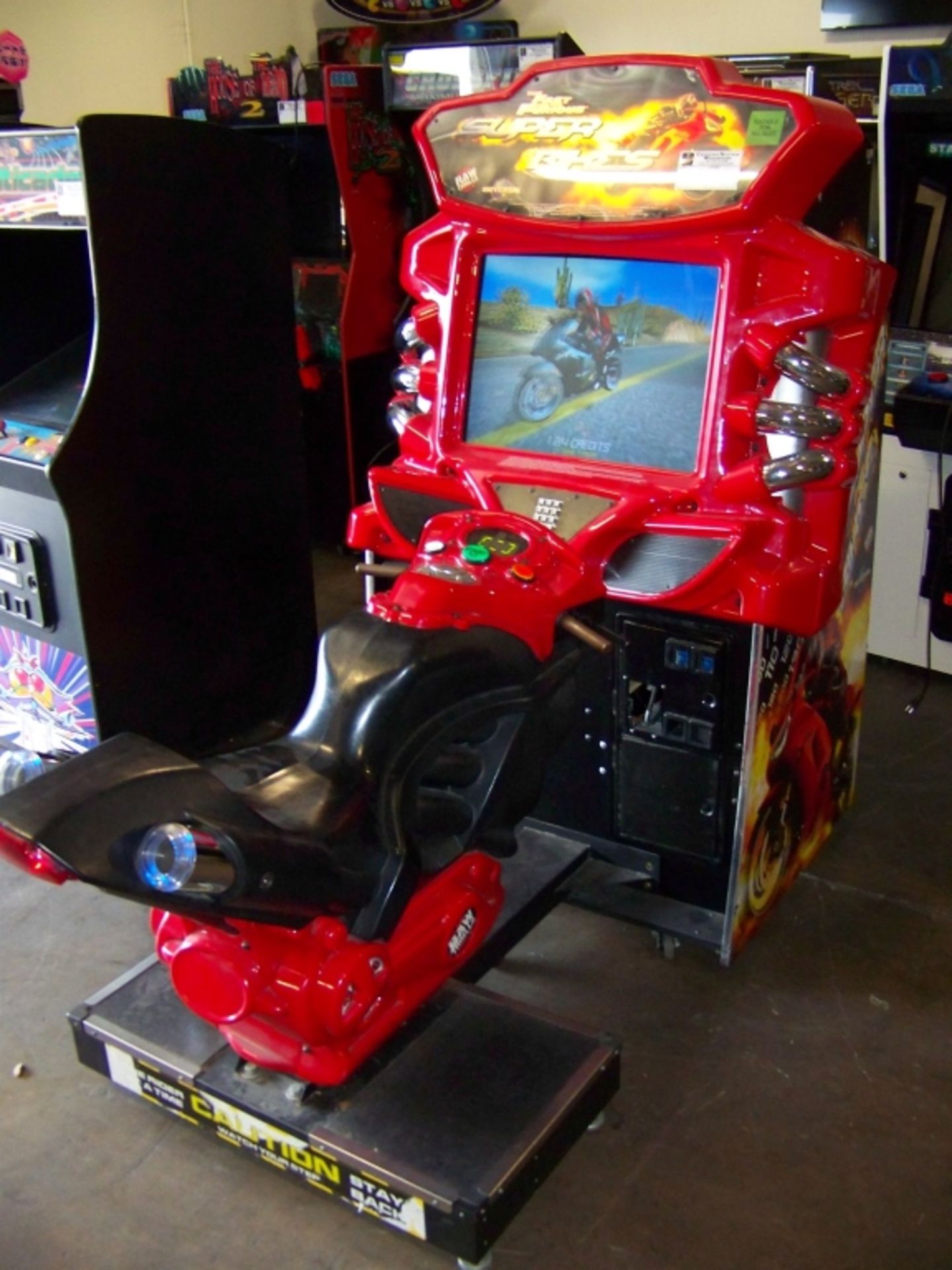 FAST & FURIOUS SUPER BIKES RACING ARCADE GAME - Image 4 of 7