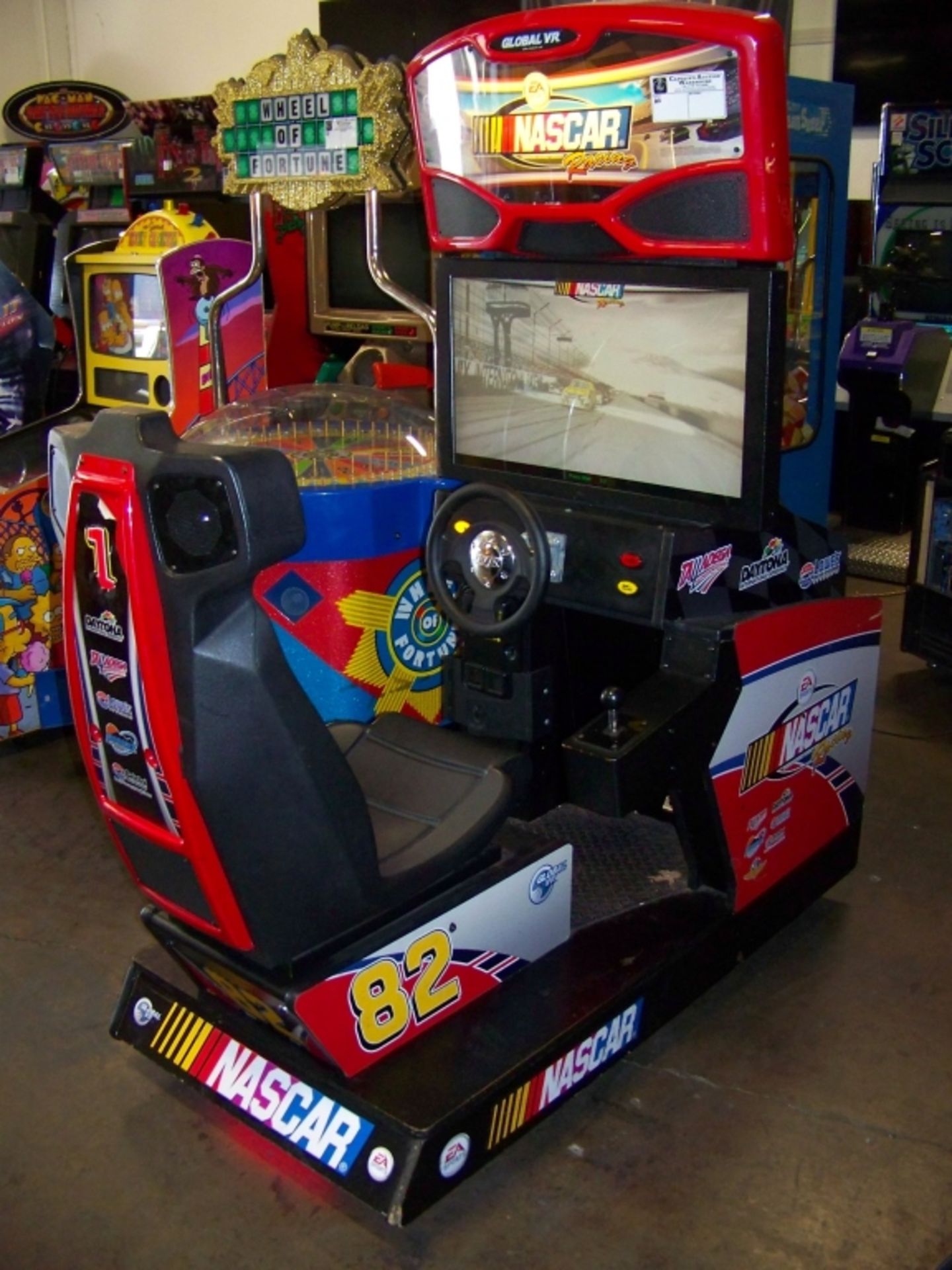 NASCAR RACING ARCADE GAME GLOBAL VR 32" LCD - Image 3 of 6