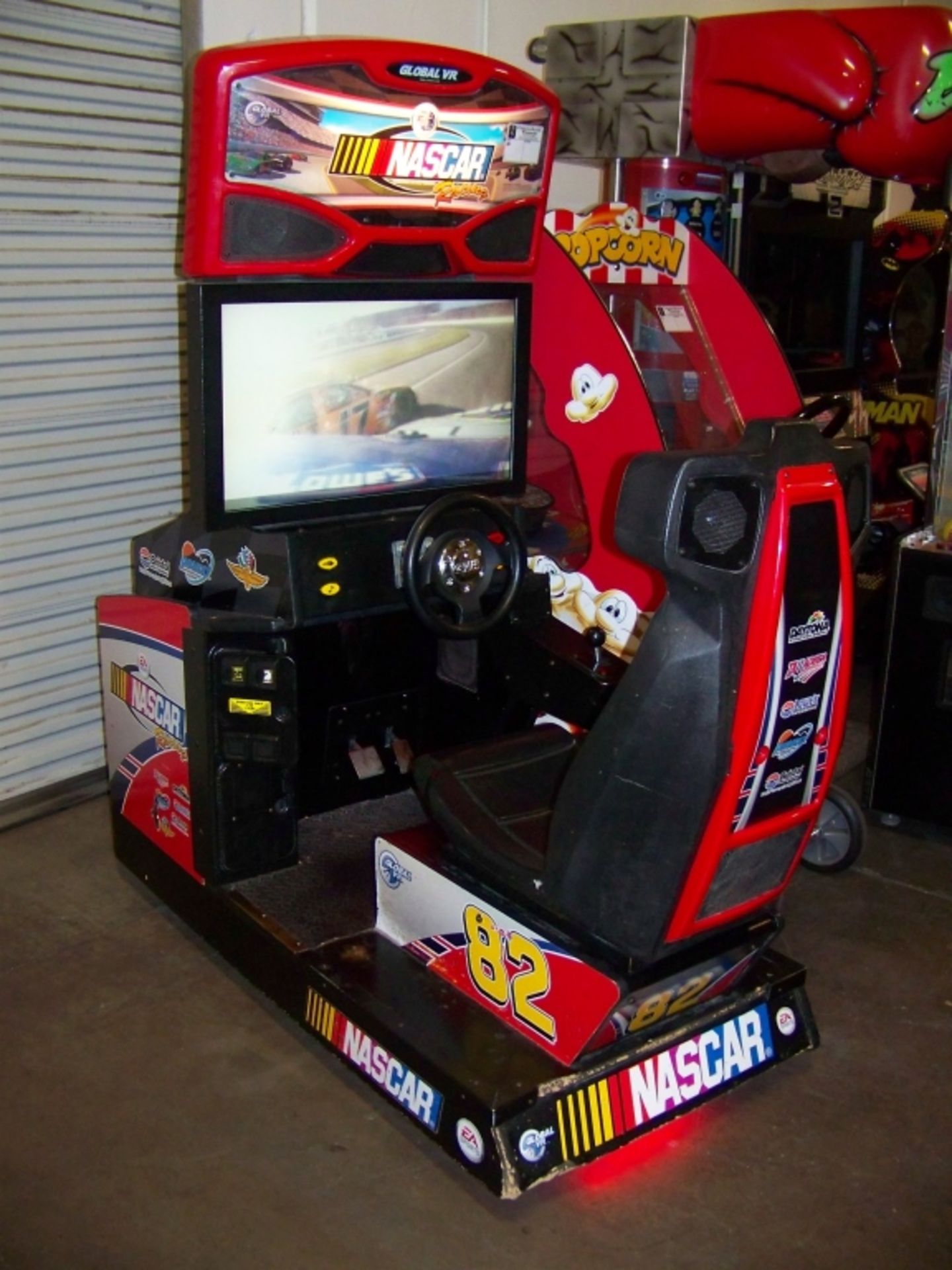 NASCAR RACING ARCADE GAME GLOBAL VR 32" LCD