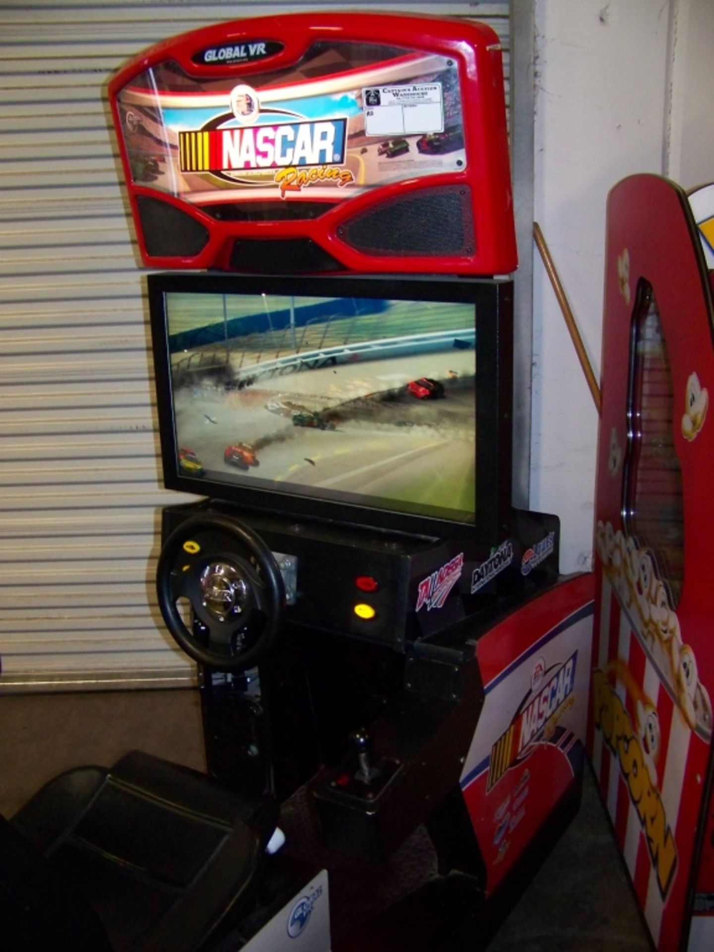 NASCAR RACING ARCADE GAME GLOBAL VR 32" LCD - Image 4 of 7