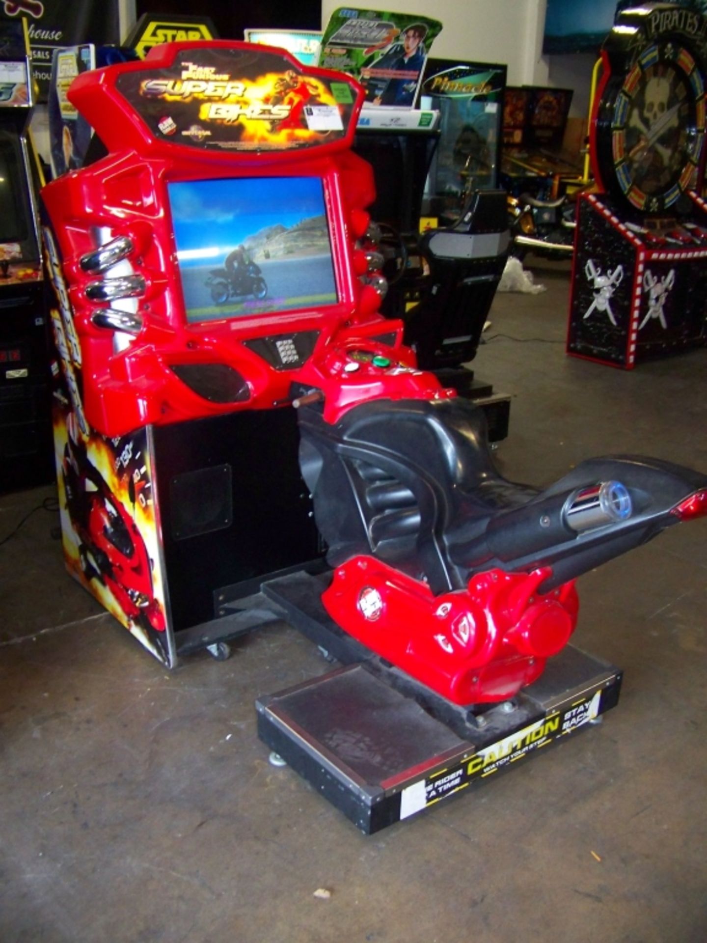 FAST & FURIOUS SUPER BIKES RACING ARCADE GAME