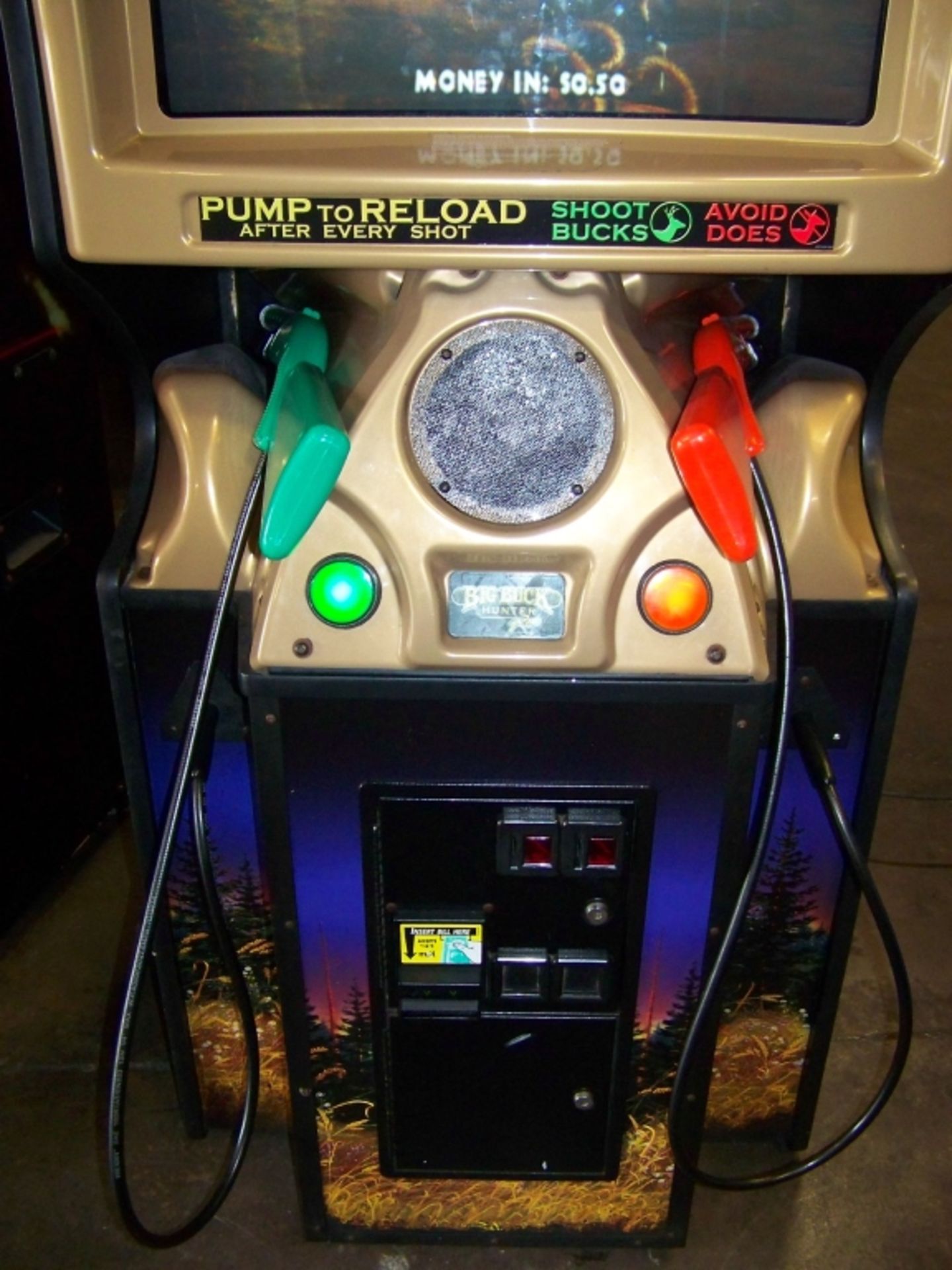 BIG BUCK WORLD SHOOTER ARCADE GAME - Image 2 of 4