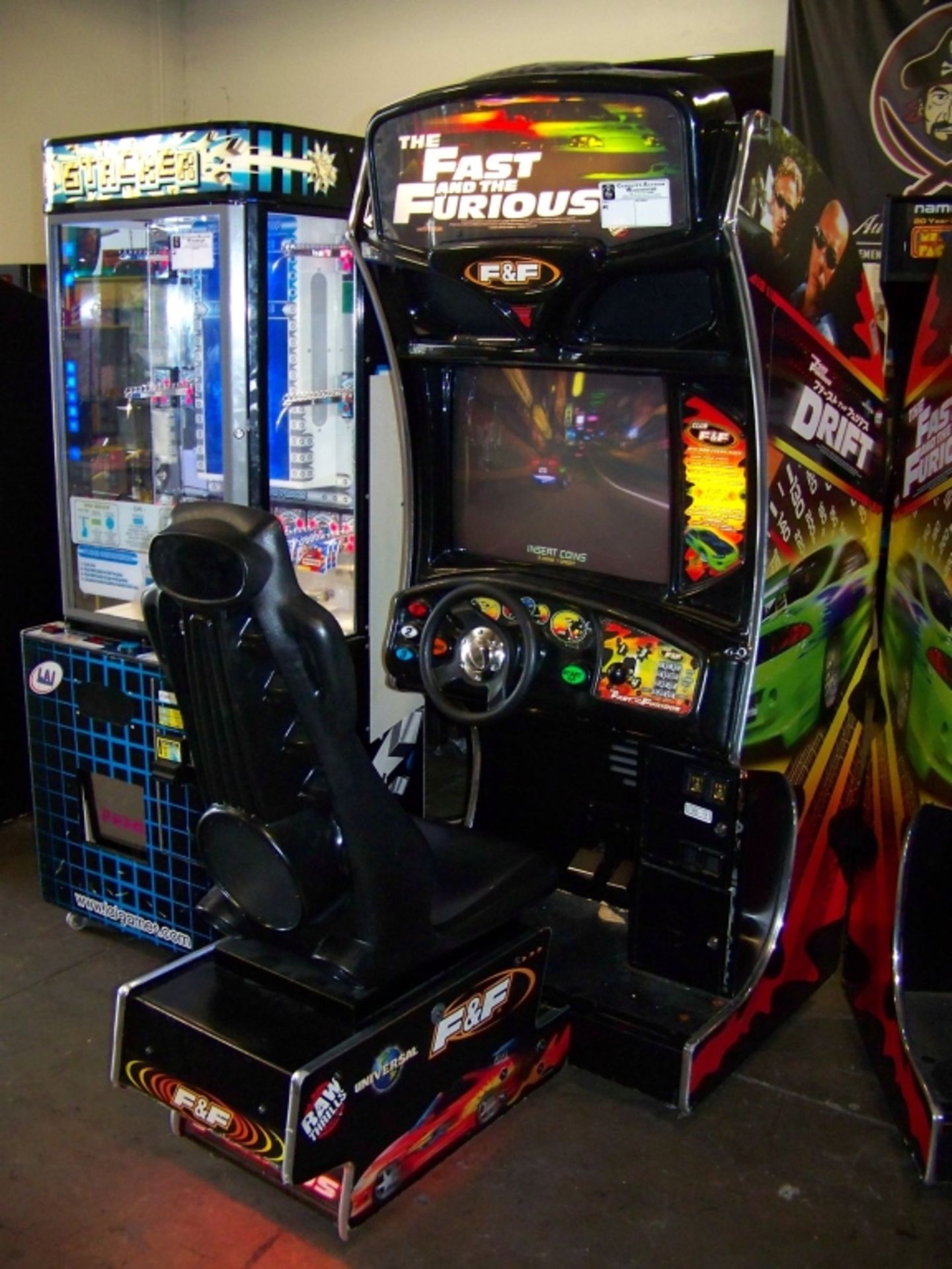 FAST AND FURIOUS RACING DEDICATED ARCADE GAME - Image 5 of 5