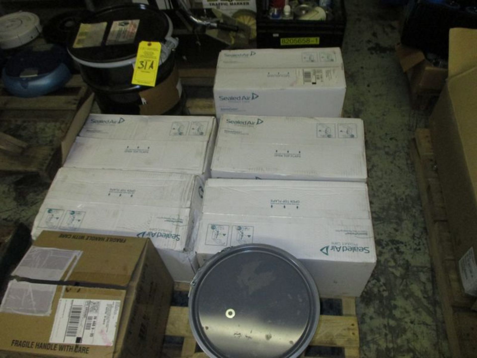 PALLET OF SEALED AIR PRODUCTS FOR SPEEDY PACKER INCLUDING (5) BOXES OF SPI9 47CM SPEEDY PACKER FILM;
