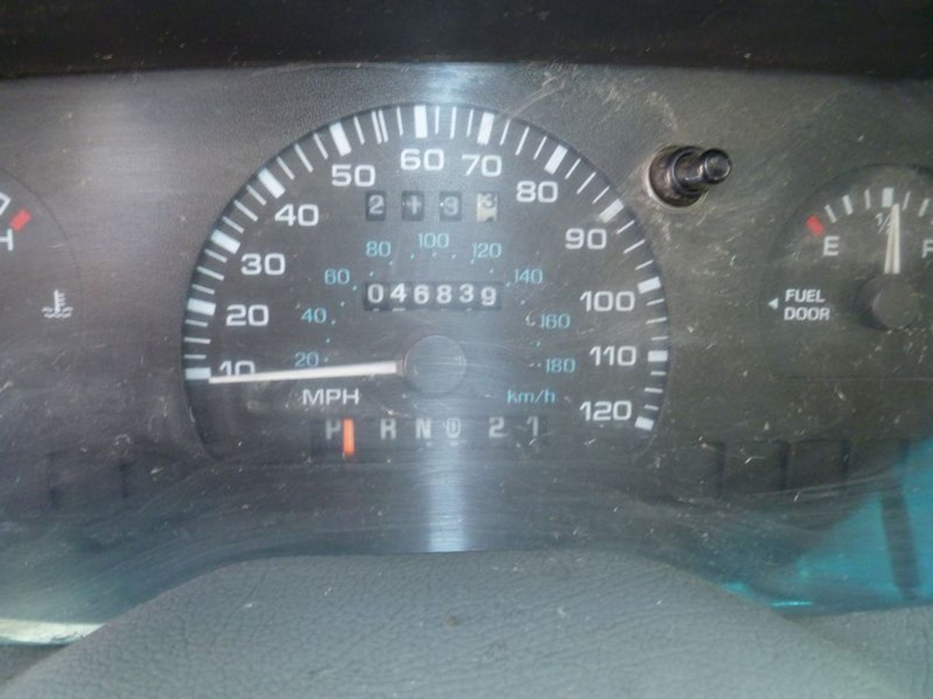 1998 FORD WINDSTAR CARGO VAN 3.0L V6 (LOCATED AT 6901 ARDMORE AVE. FORT WAYNE, IN 46809)