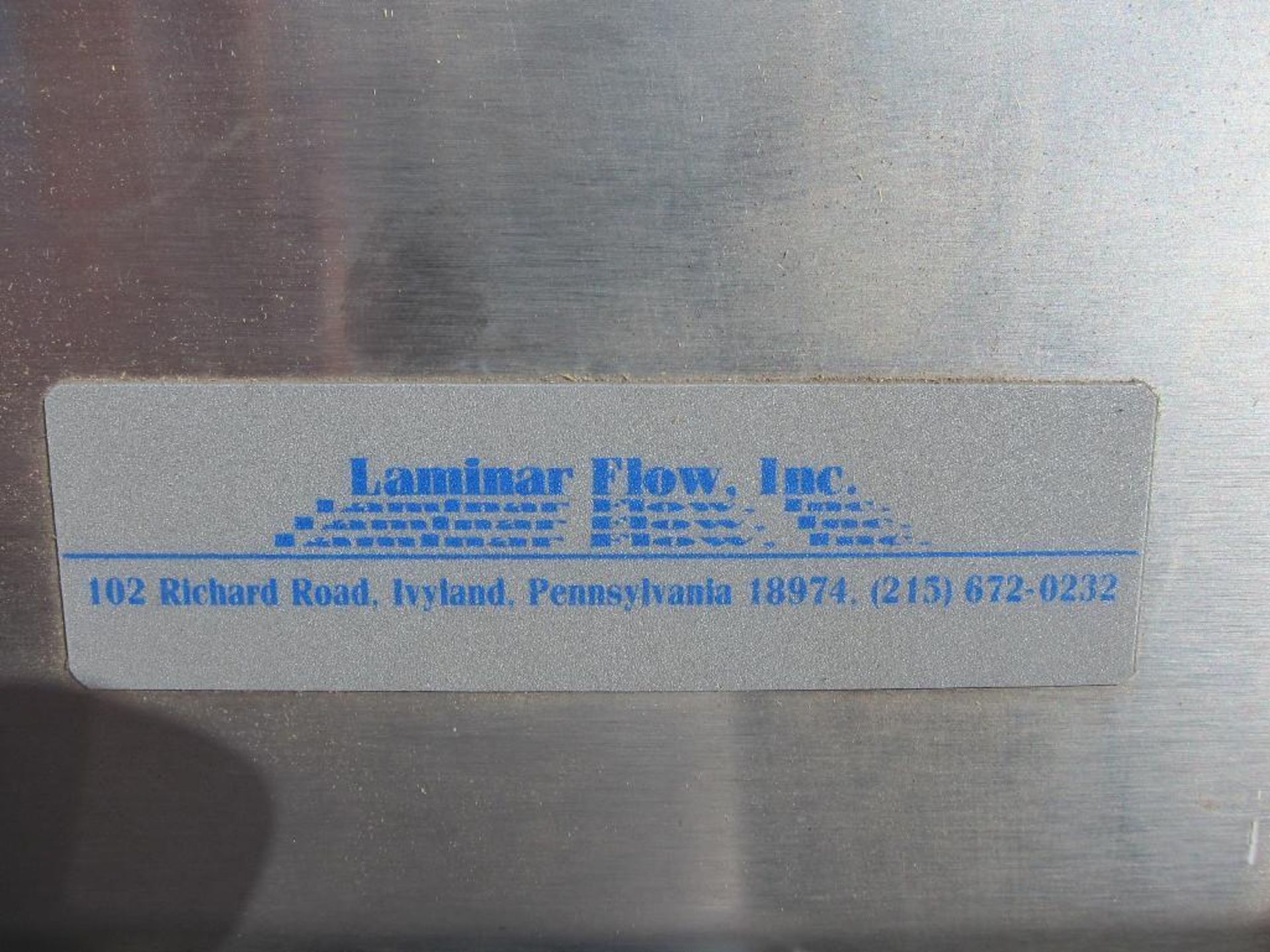 Laminar Flow Glove Box - Image 7 of 12