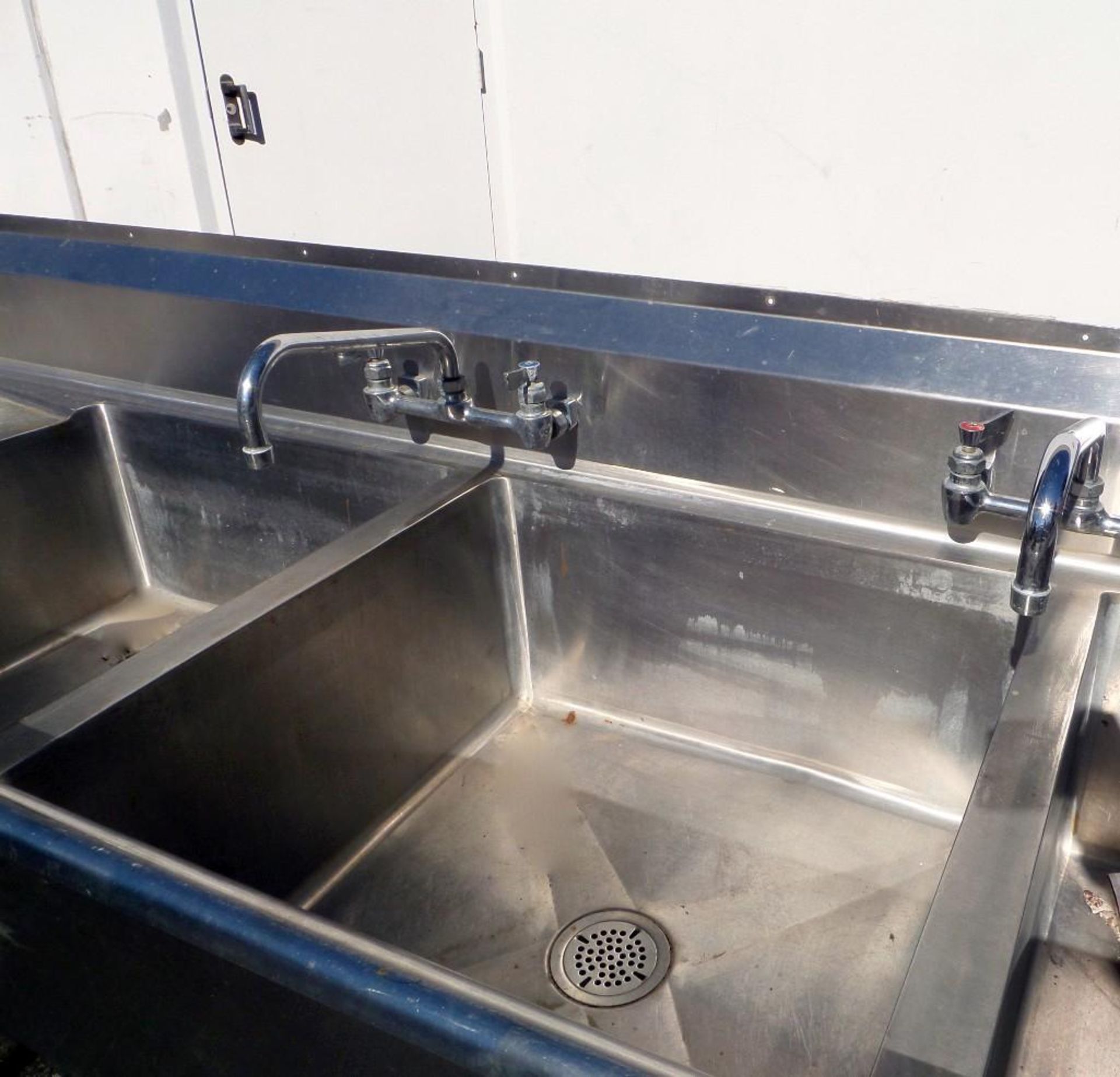 Industrial Sink - Image 8 of 8