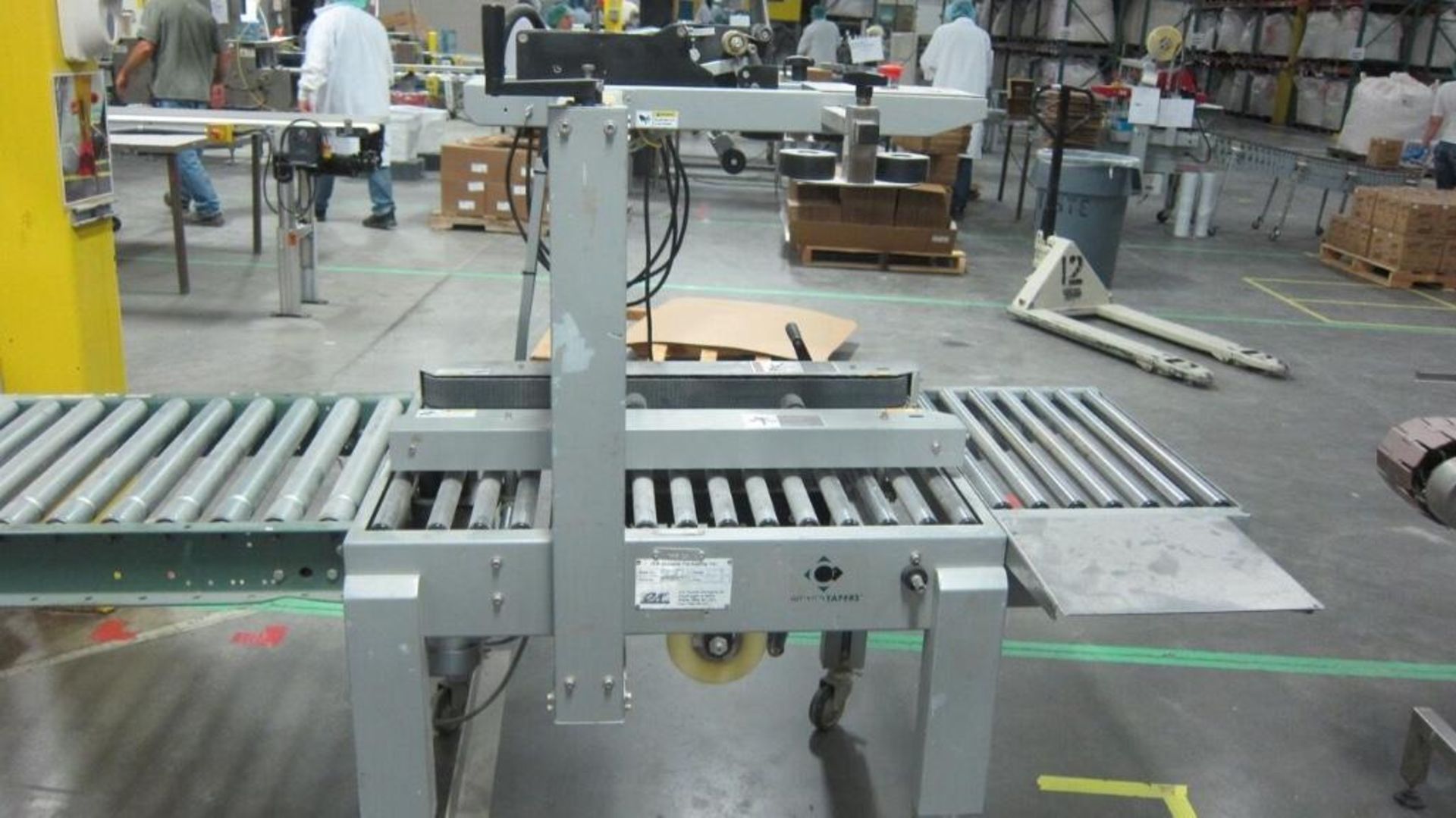 O/K Durable Packaging Box Taper and roller conveyor - Image 2 of 10