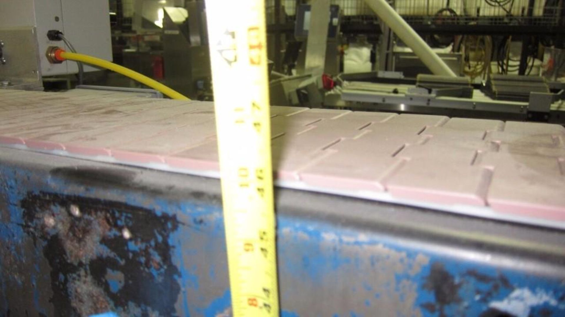 Conveyor with plastic belt. - Image 7 of 8