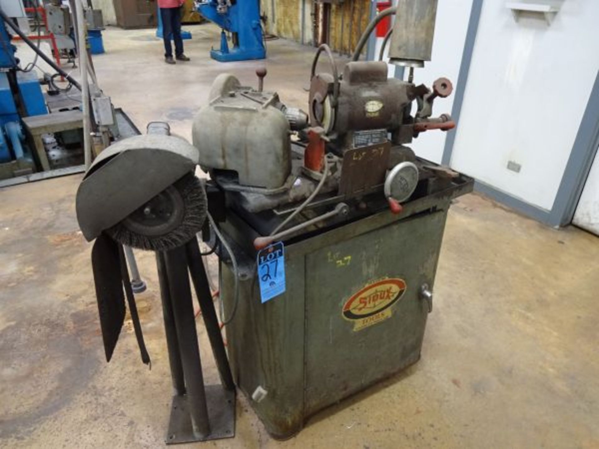 Sioux Model 680 Valve Face Grinding Machine; S/N D17977 **Scobey Moving and Storage, LTD has - Image 3 of 4