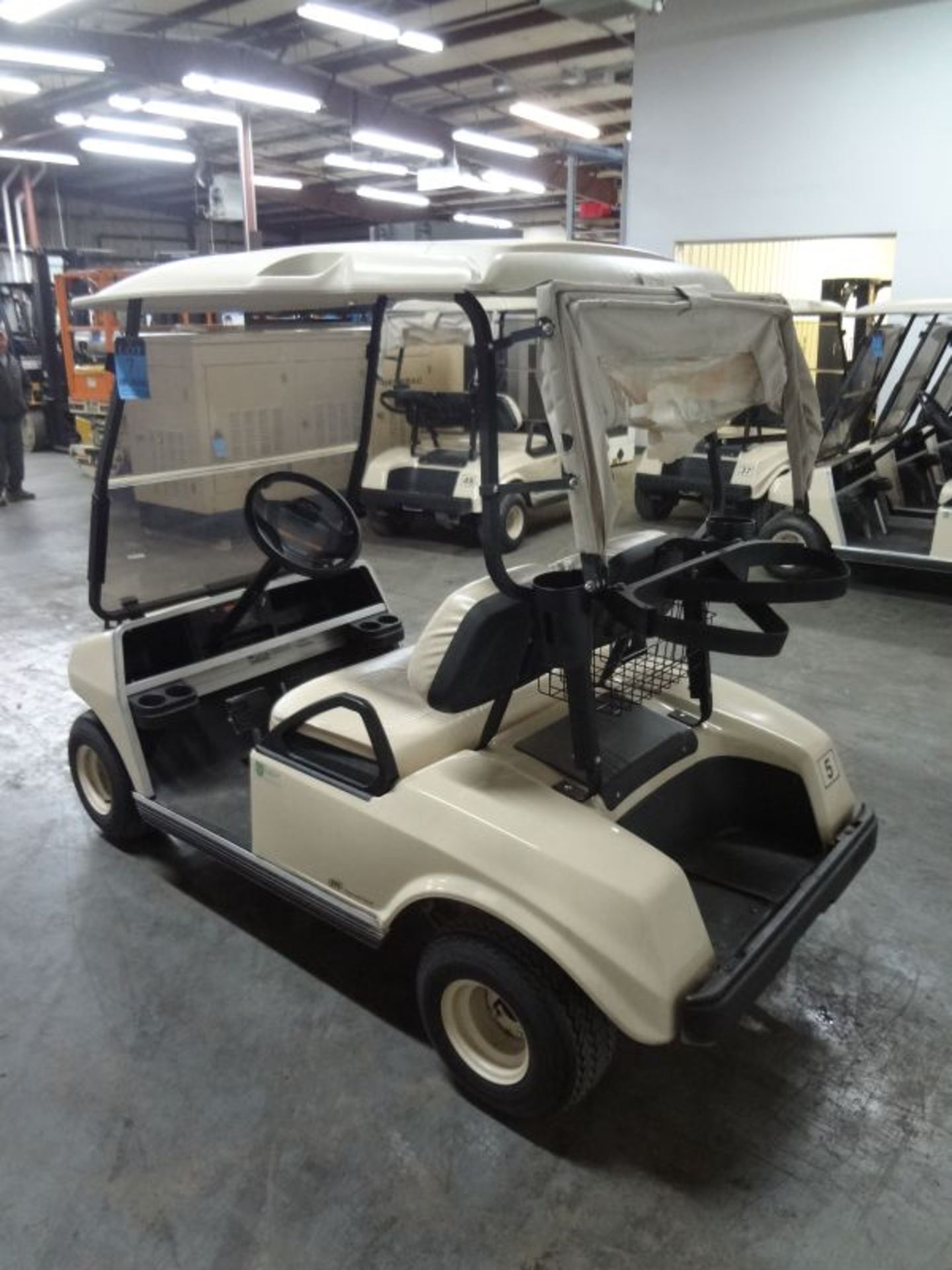 2011 CLUB CAR MODEL DS 2-PERSON GASOLINE POWERED PERSONNEL CARRIER / GOLF CART; S/N AG1128-205683, - Image 4 of 6