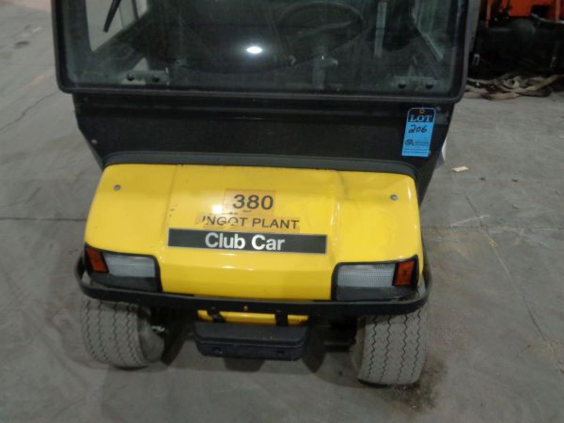 **CLUB CAR MODEL CARRYALL 1 ELECTRIC DUMP BODY MAINTENANCE CART; S/N FD1141239463, 43" X 37" - Image 2 of 5