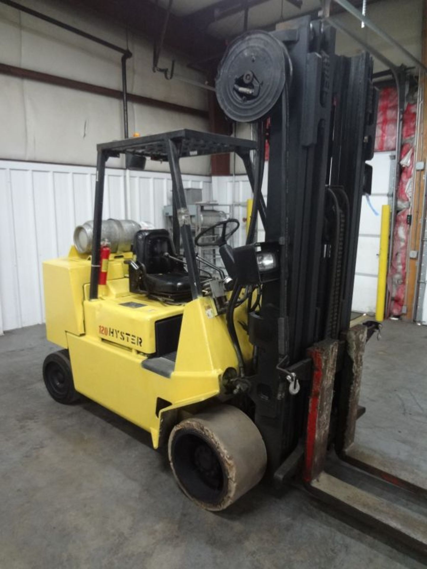 12,000 LB. HYSTER MODEL S120XLS CUSHION TIRE LP GAS LIFT TRUCK; S/N D004V09765S, 6,567 HOURS - Image 2 of 8
