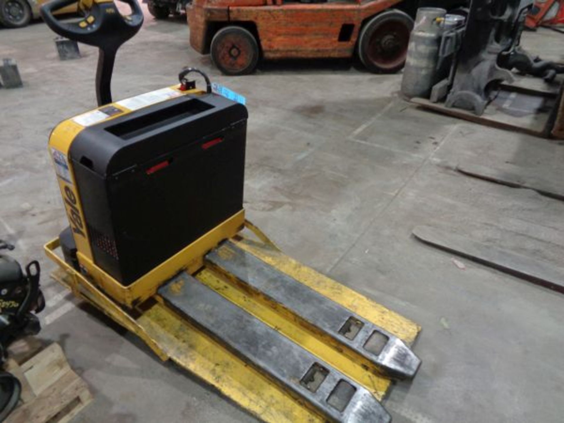 **4,000 LB. YALE MODEL MPB040-EN24T1842 ELECTRIC WALK-BEHIND PALLET TRUCK; S/N B827N19459C, BUITL IN - Image 2 of 3