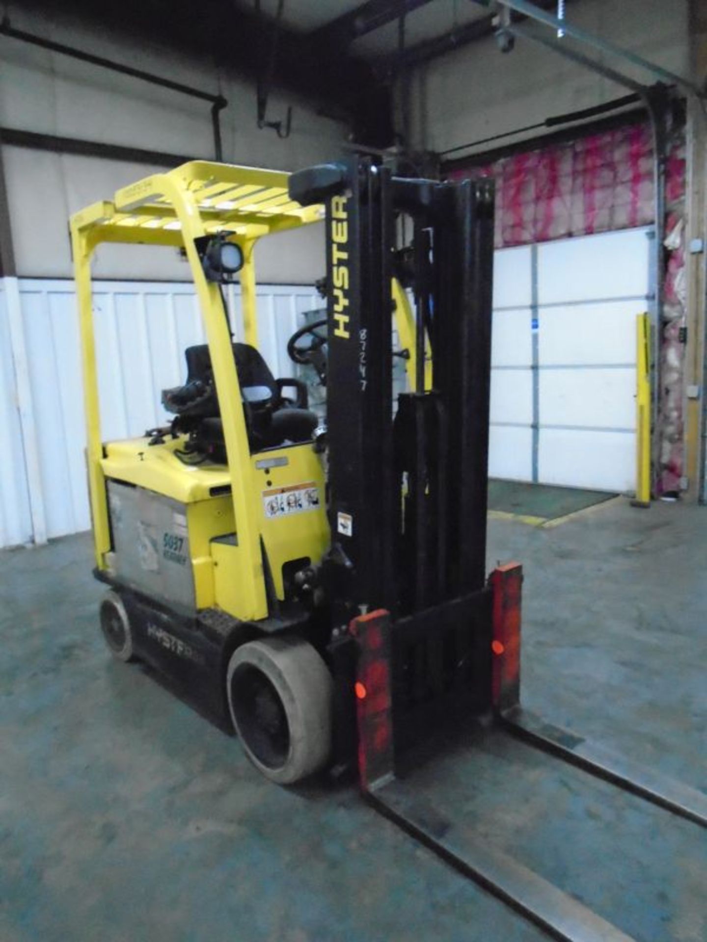 6,500 LB. HYSTER MODEL E65XN ELECTRIC CUSHION TIRE LIFT TRUCK; S/N A268N02166G, 25,206 HOURS - Image 2 of 12