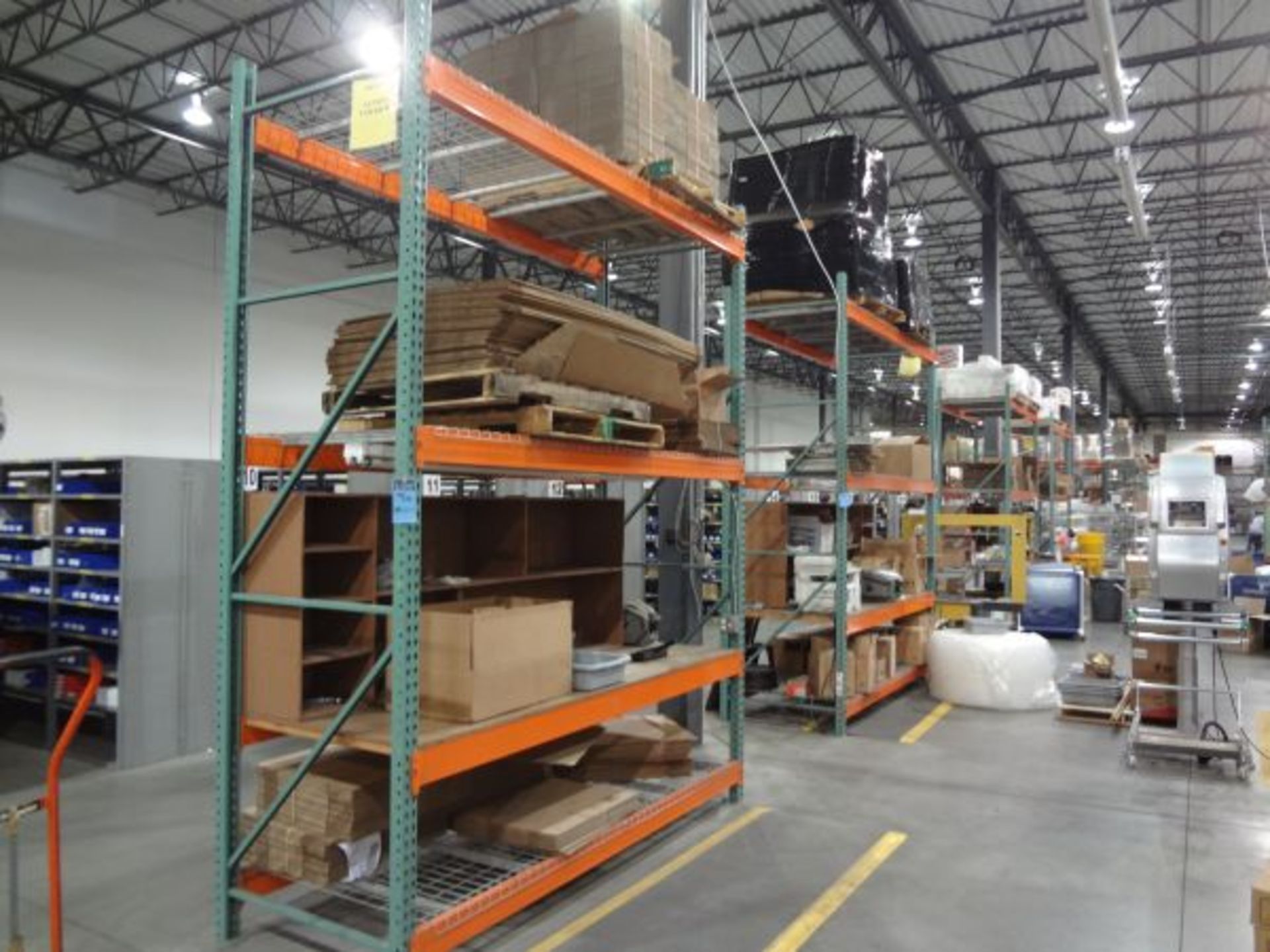 SECTIONS 42" X 108" X 144" TEARDROP TYPE ADJUSTABLE BEAM PALLET RACKS WITH (10) 42" X 144" UPRIGHTS, - Image 2 of 3