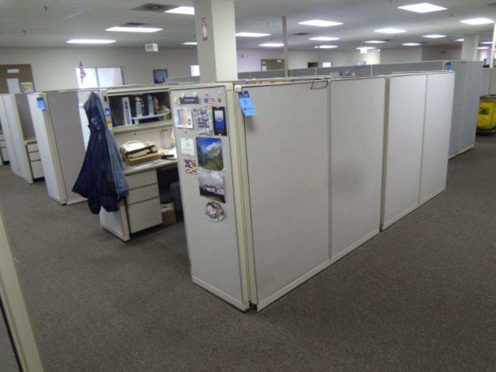 75" X 98" X 61" TWO-PERSON STEELCASE MODULAR OFFICE INCLUDING (2) OVERHEAD CABINETS, (1) 3-DRAWER