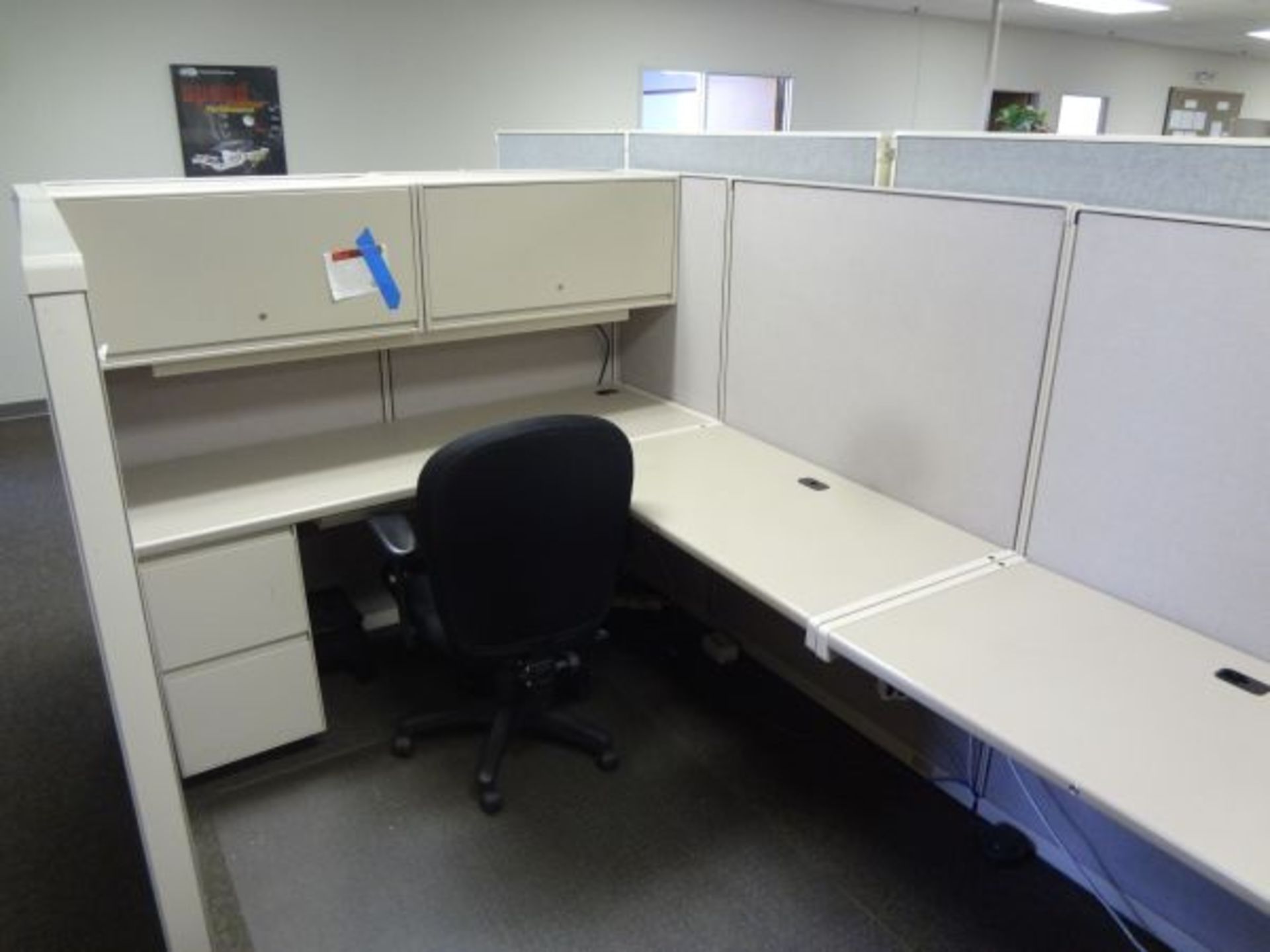 75" X 144" X 61" TWO-PERSON STEELCASE MODULAR OFFICE INCLUDING (4) OVERHEAD CABINETS, (2) 2-DRAWER - Image 2 of 3