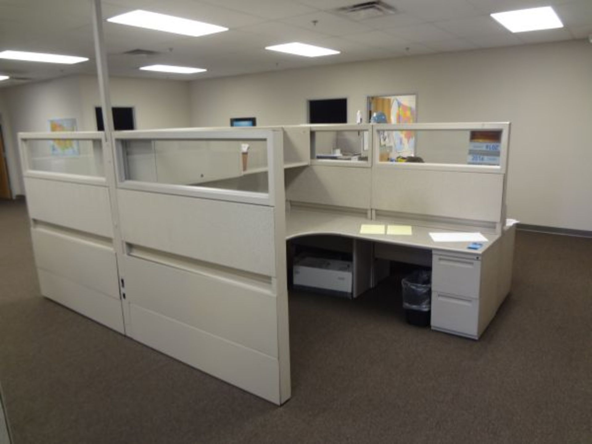 (LOT) 84" X 93" X 65" FOUR-PERSON MARVELL MODULAR OFFICE INCLUDING (1) OVERHEAD CABINET, (1)