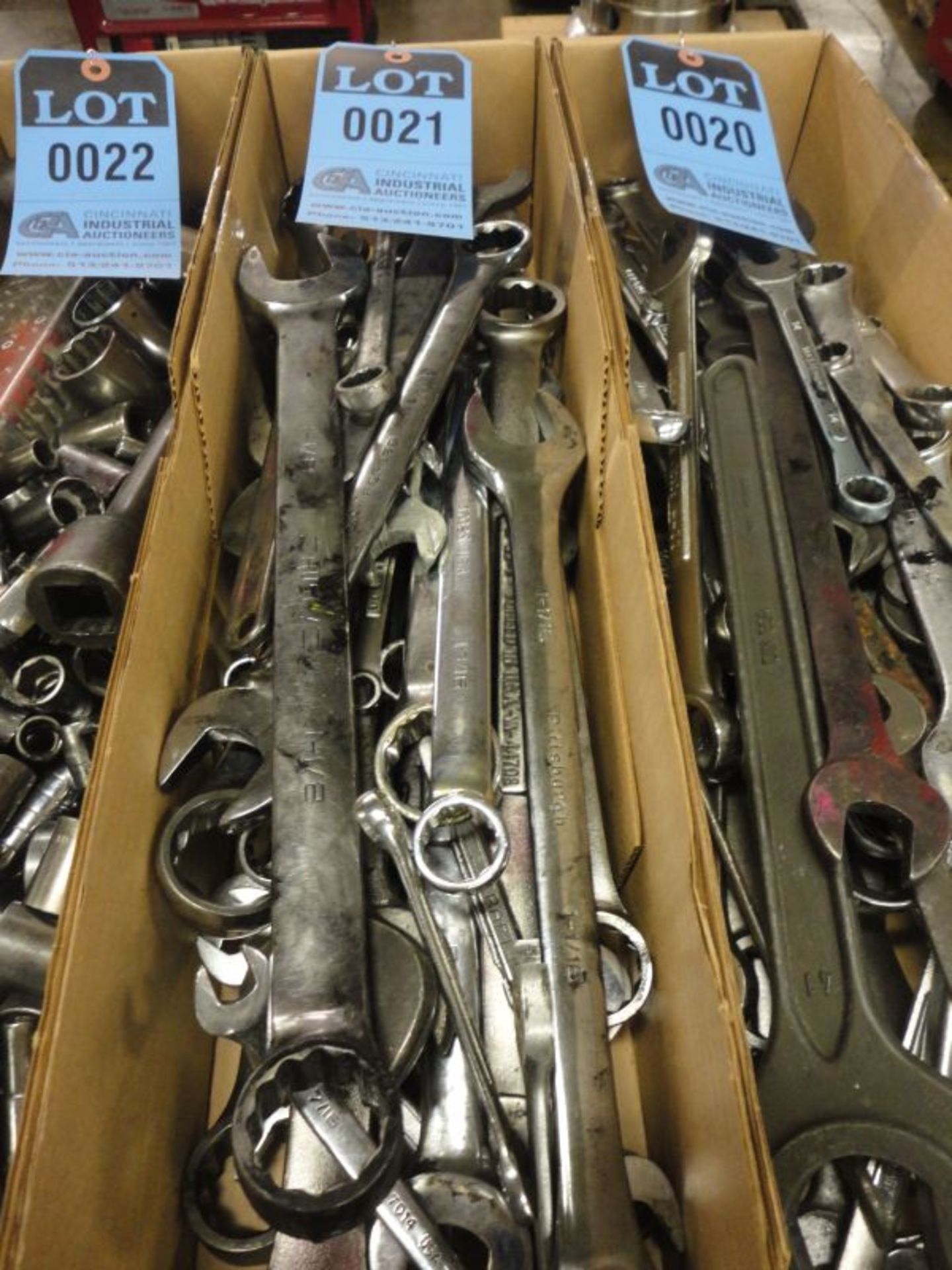 (LOT) MISCELLANEOUS WRENCHES