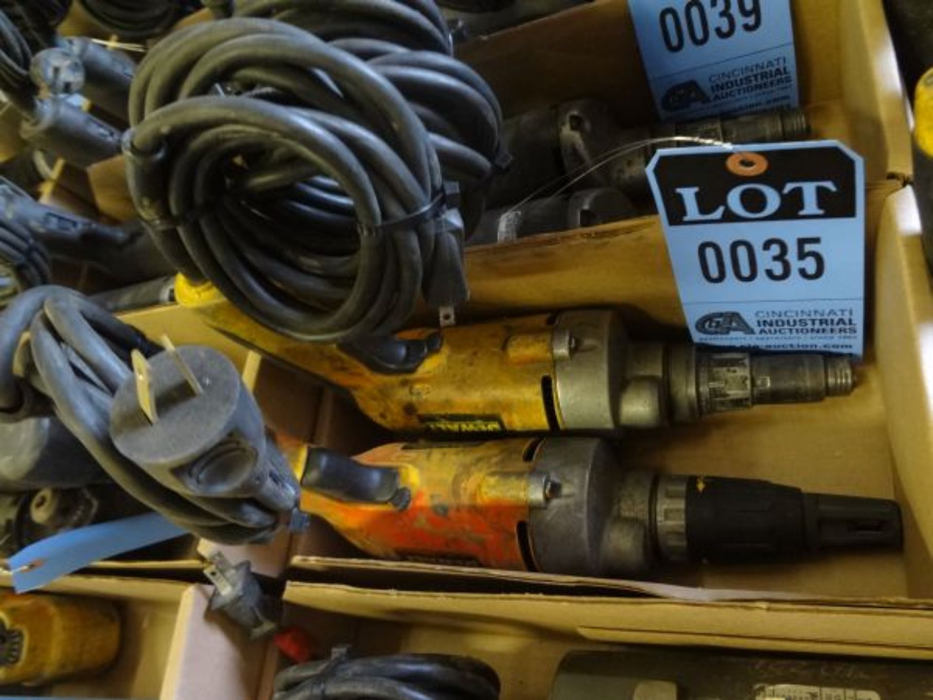 DEWALT ELECTRIC SCREWDRIVERS