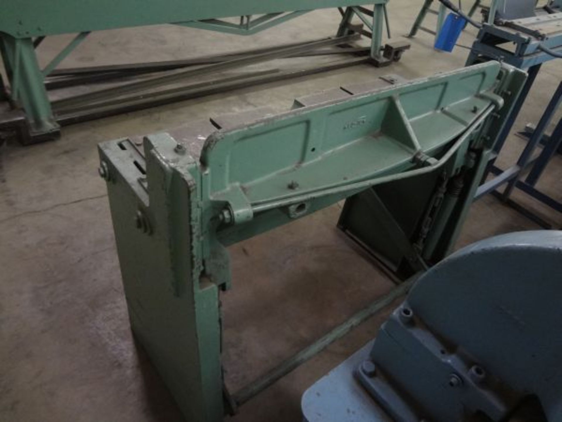 36" X 16 GAUGE WYSONG MODEL 1636 KICK SHEAR - Image 4 of 4