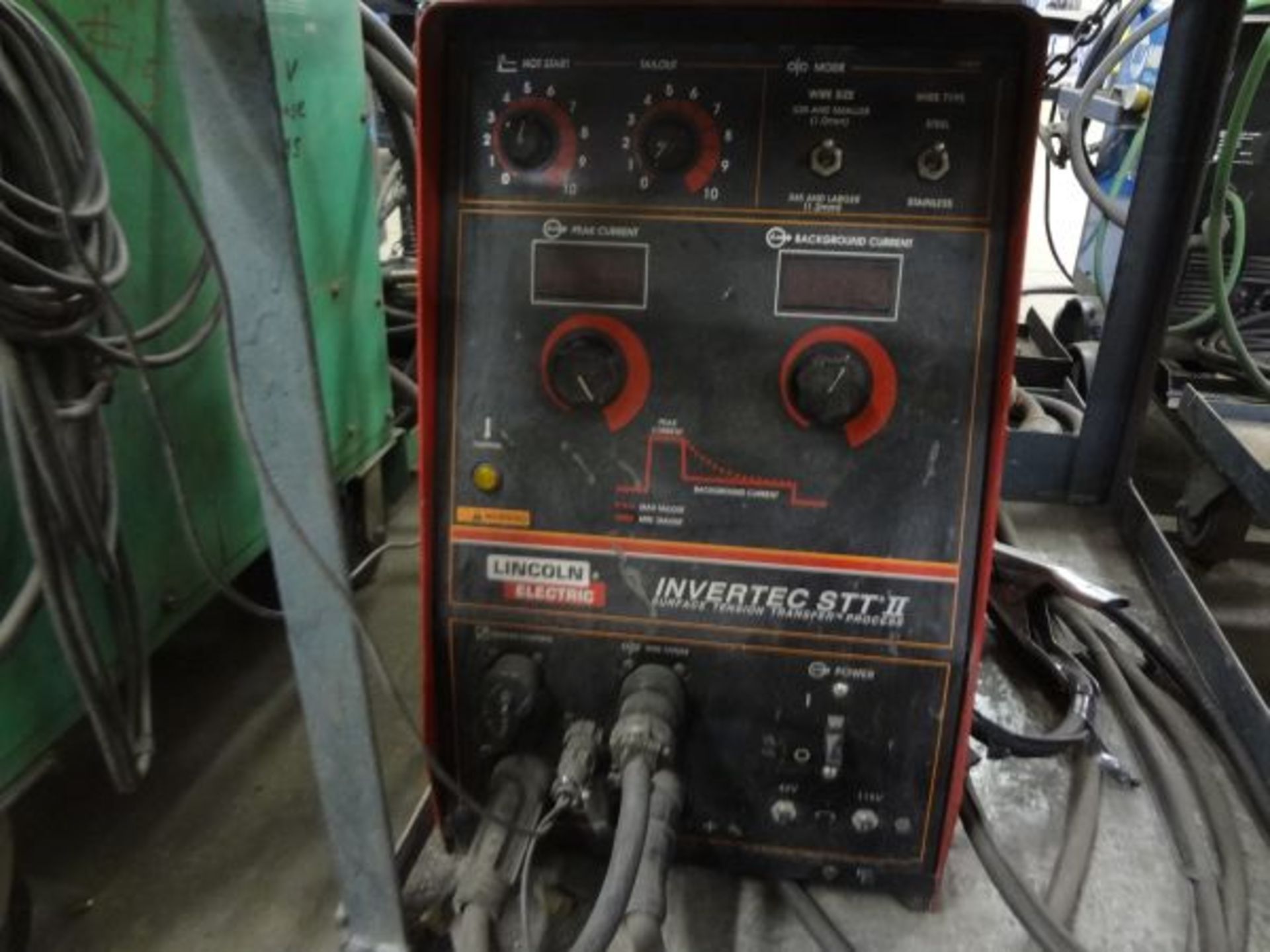 250 AMP LINCOLN INVERTEC STTII WELDER; S/N U1980400085, WITH LINCOLN LN-742 WIRE FEEDER - Image 2 of 5