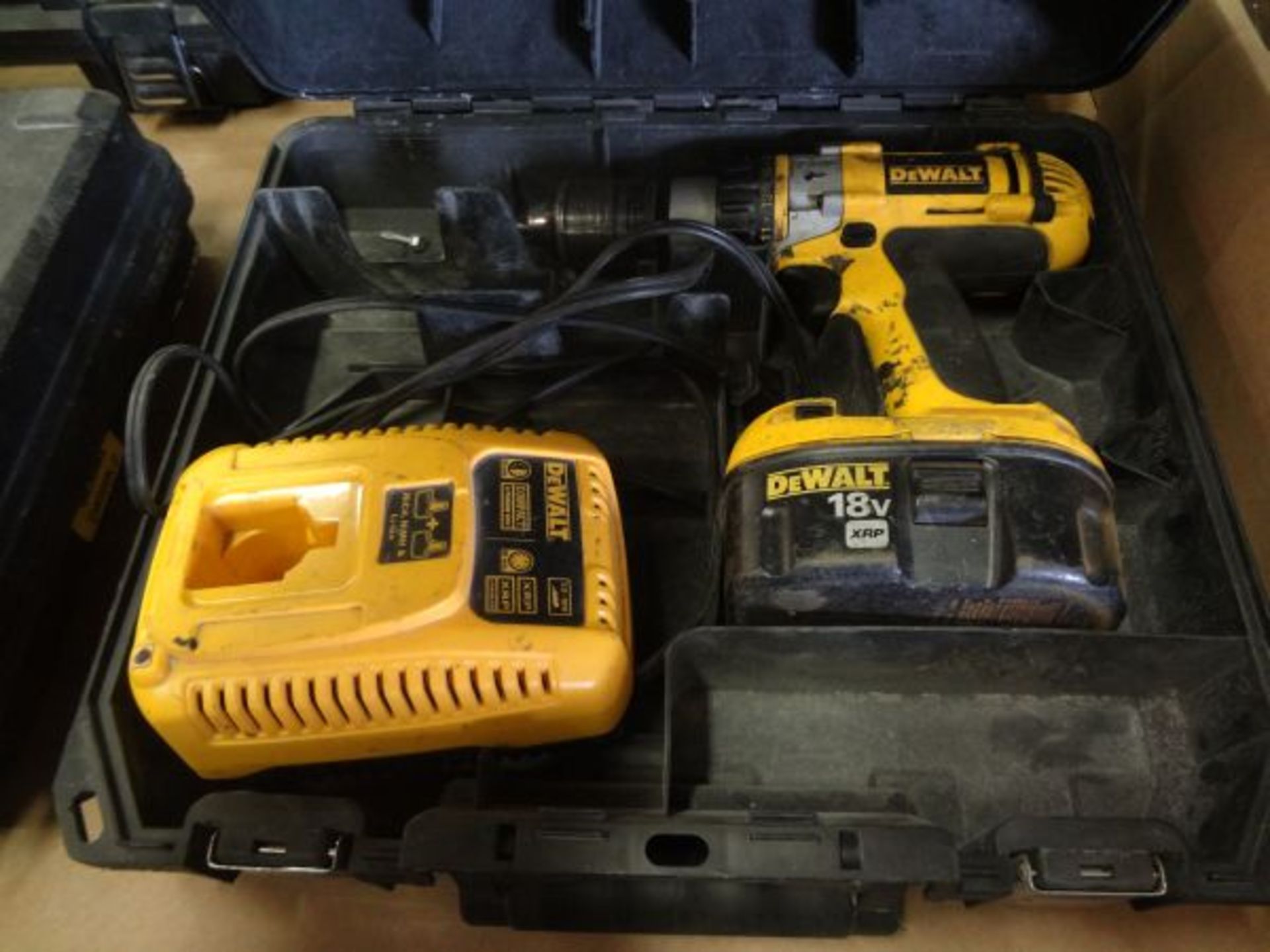 1/2" DEWALT CORDLESS DRILL