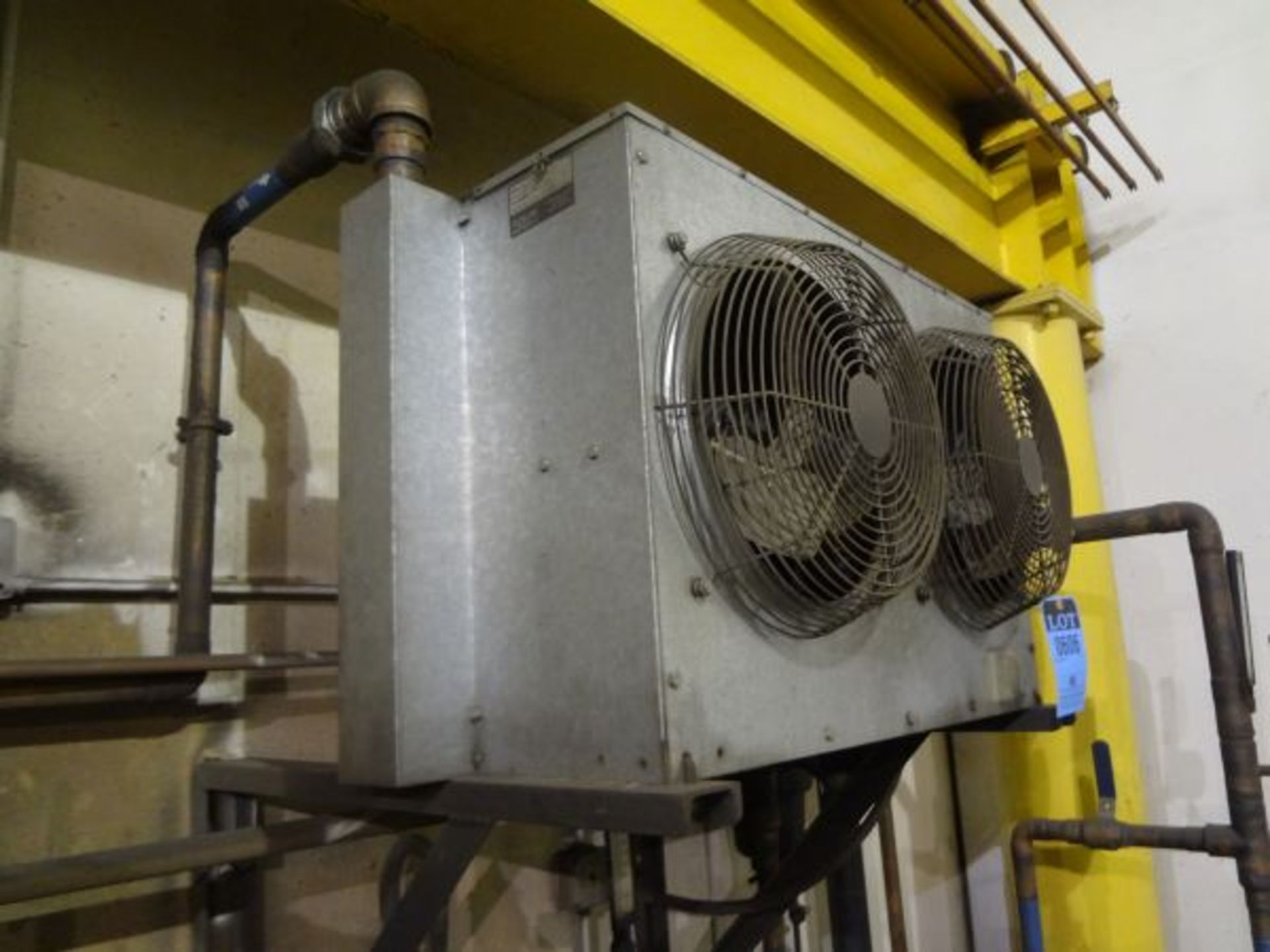 ULTRA AIR MODEL UAA-240-1 AIR COOLED CHILLER - Image 2 of 3