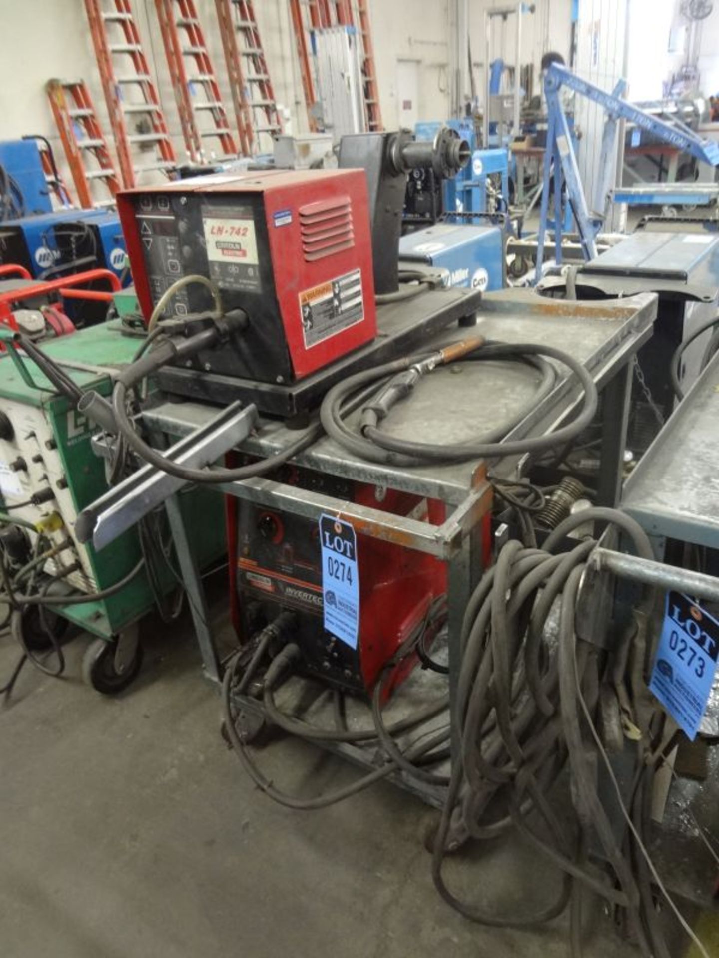 250 AMP LINCOLN INVERTEC STTII WELDER; S/N U1980400085, WITH LINCOLN LN-742 WIRE FEEDER