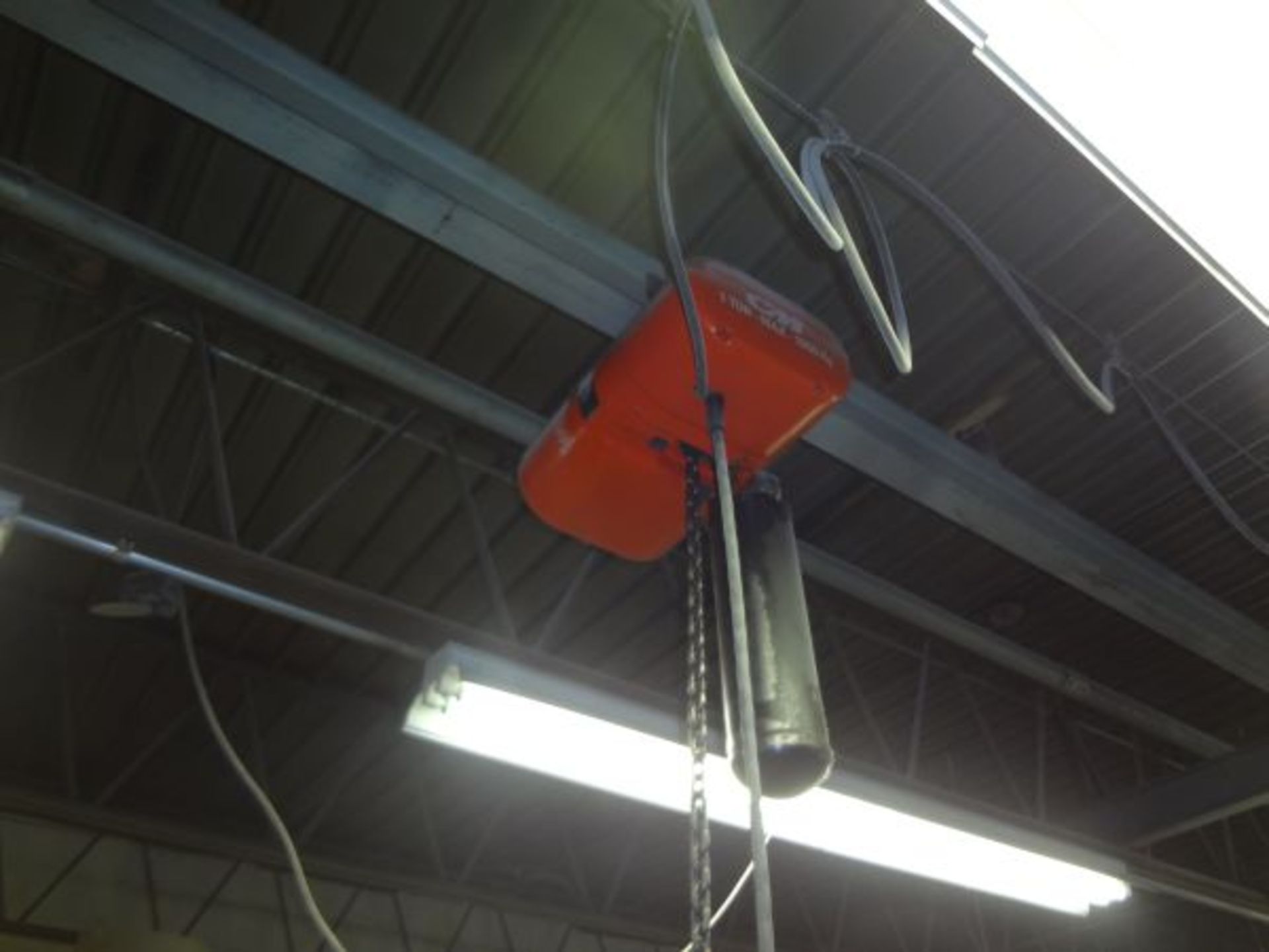 1 TON CM ELECTRIC CHAIN HOIST