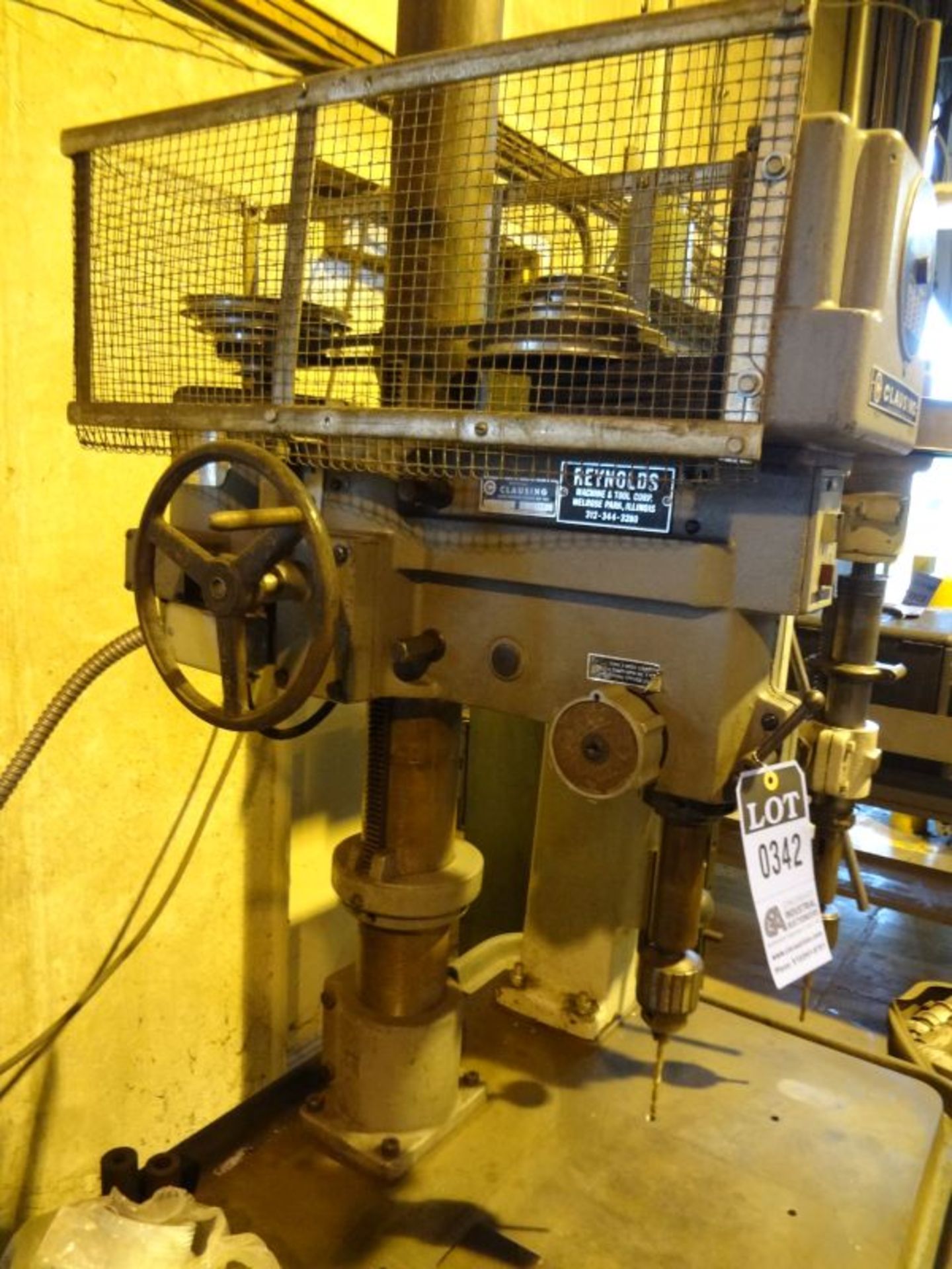 20" CLAUSING MODEL 2220 SINGLE SPINDLE DRILL; S/N 107546, WITH VISE - Image 5 of 6