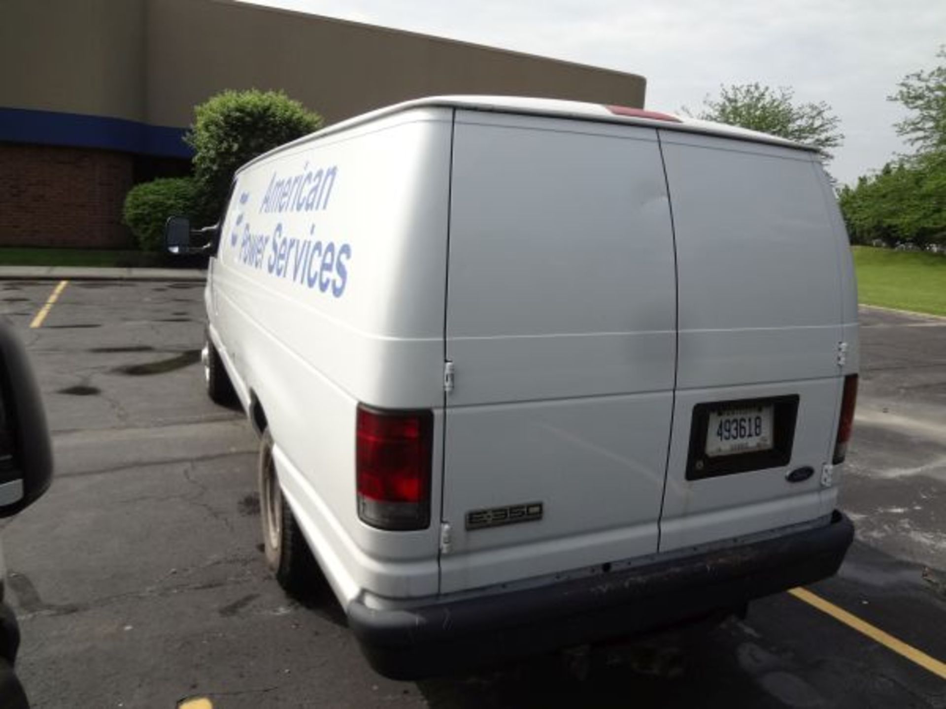 2008 FORD E350 EXTENDED CARGO VAN; VIN # 1FTSS34L88DA62789, 5.4 LITER GASOLINE ENGINE, AUTOMATIC - Image 4 of 8